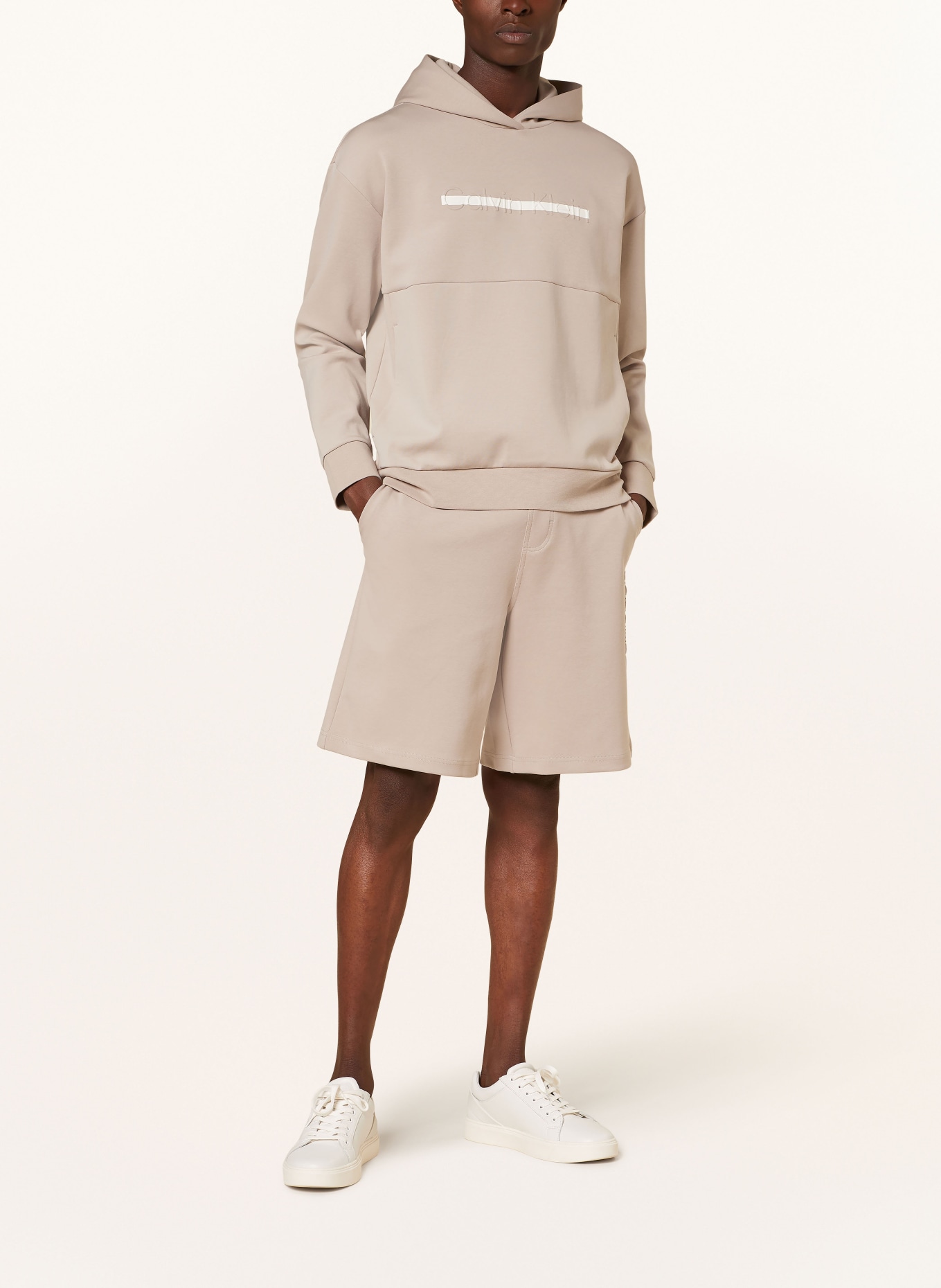 Calvin Klein Sweatshorts, Farbe: BEIGE (Bild 2)