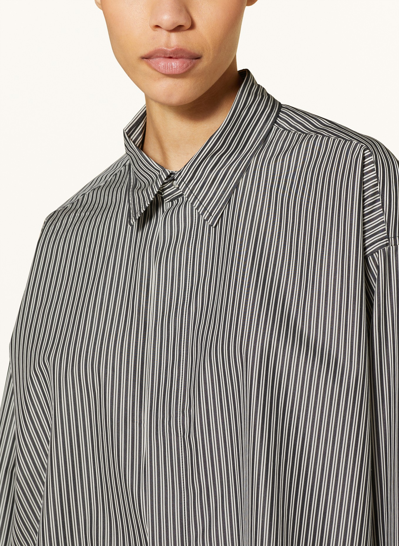 AMI PARIS Oversized shirt blouse, Color: BLACK/ WHITE (Image 4)
