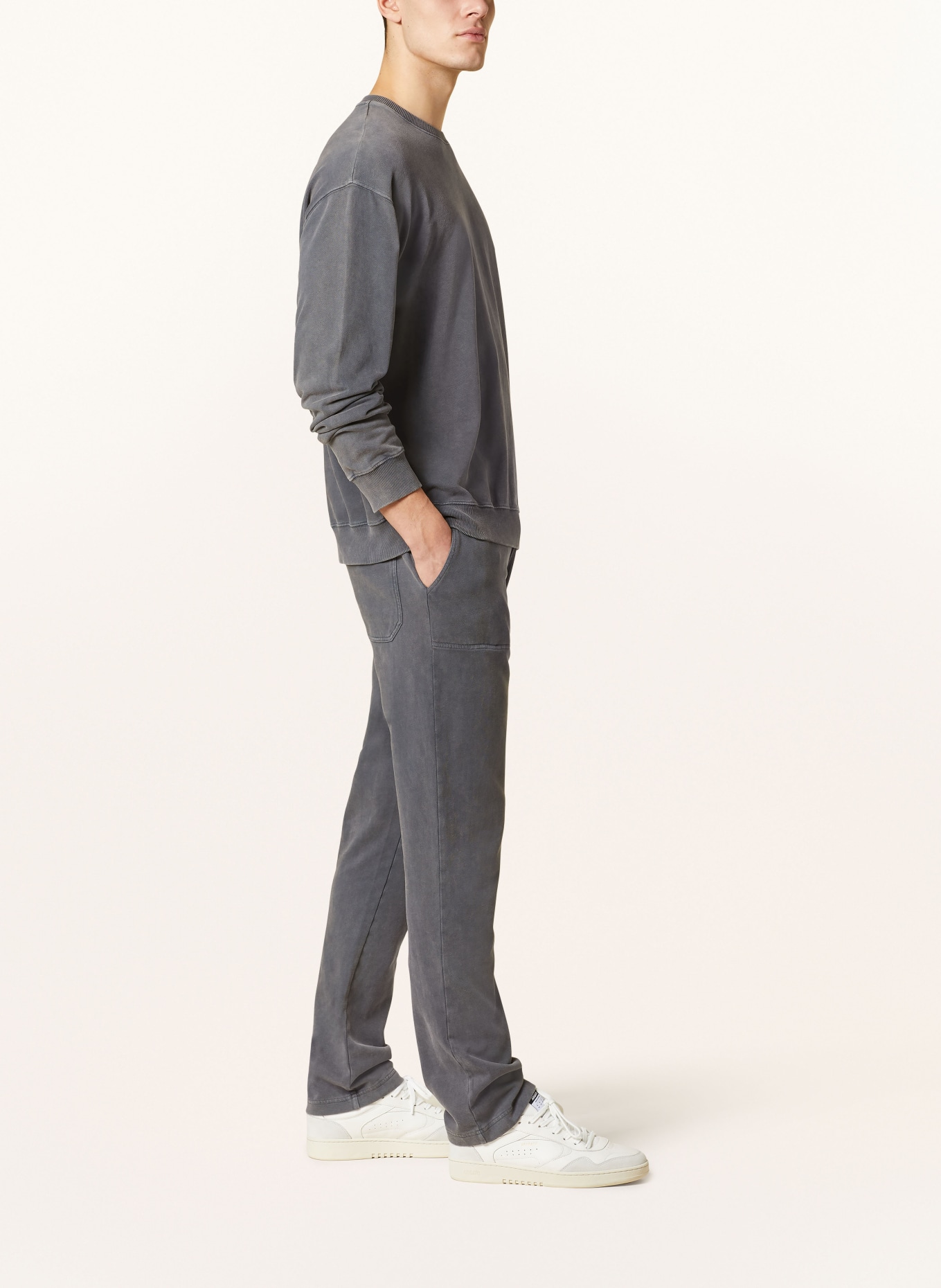Juvia Spodnie dresowe MARCEL, Kolor: CZIEMNOSZARY (Obrazek 4)