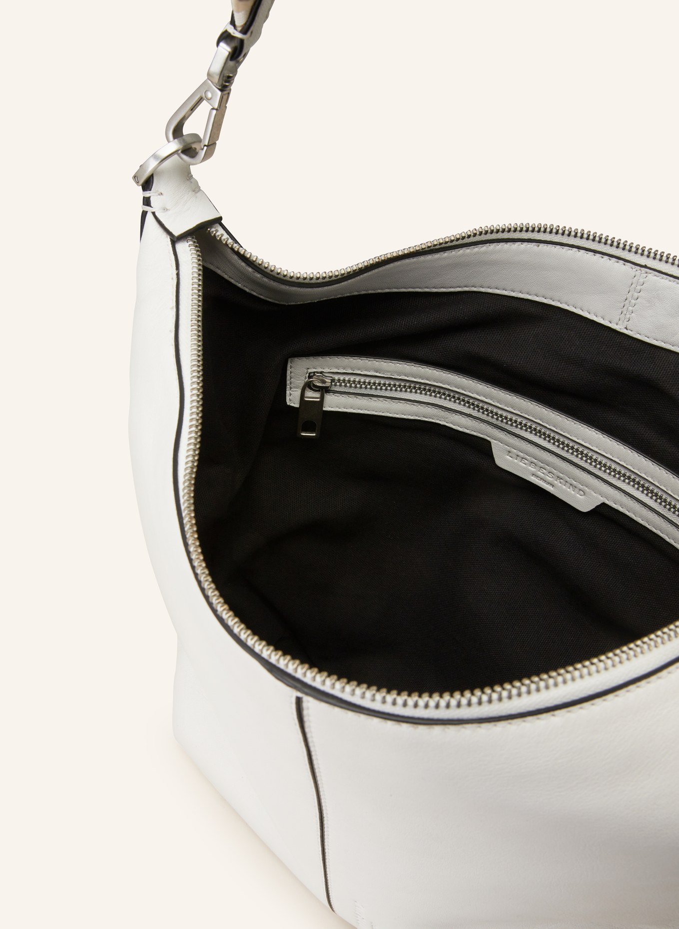 LIEBESKIND Hobo bag PARIS M, Color: WHITE (Image 3)