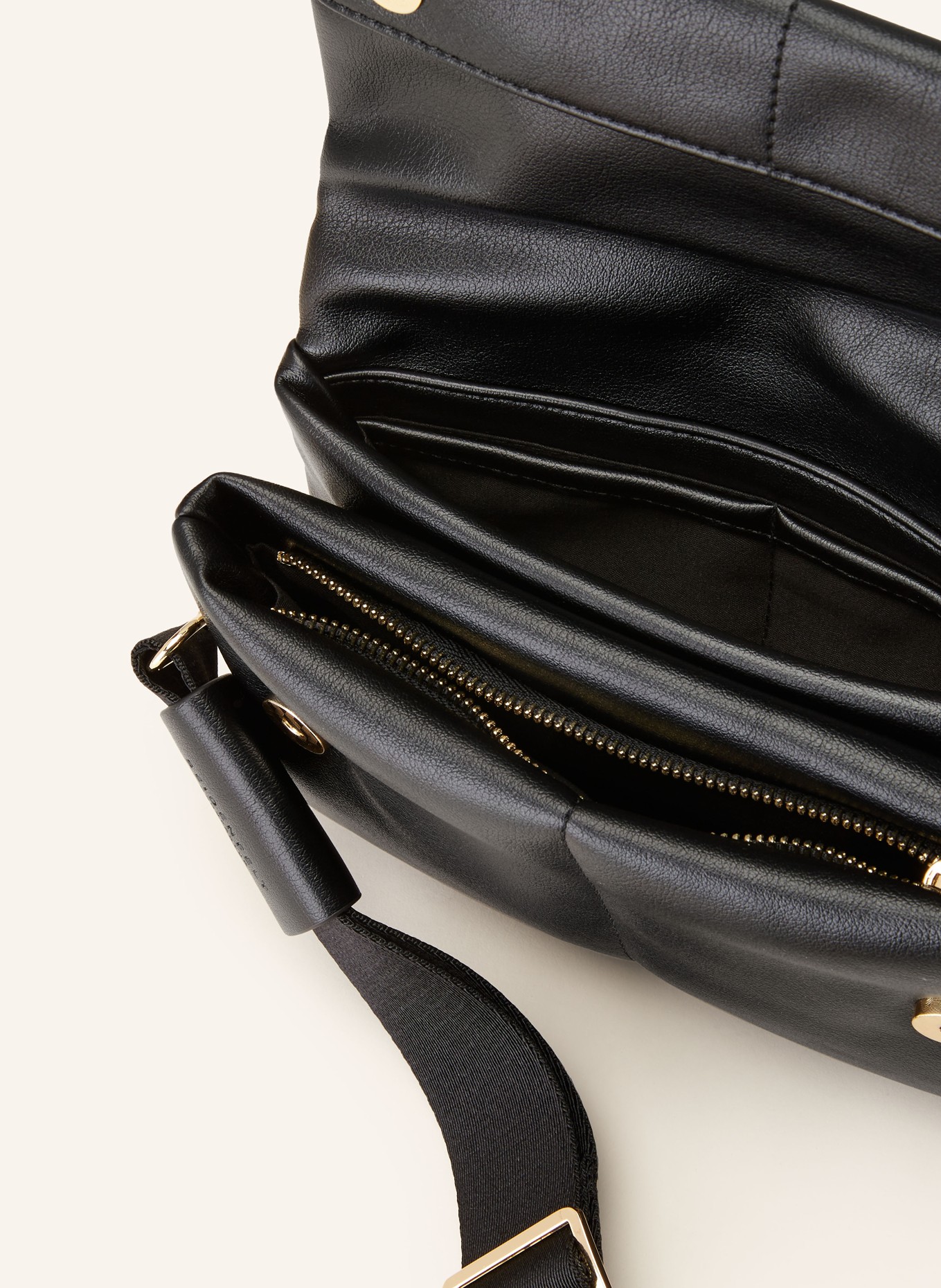 SEIDENFELT Crossbody bag HEBY, Color: BLACK (Image 3)
