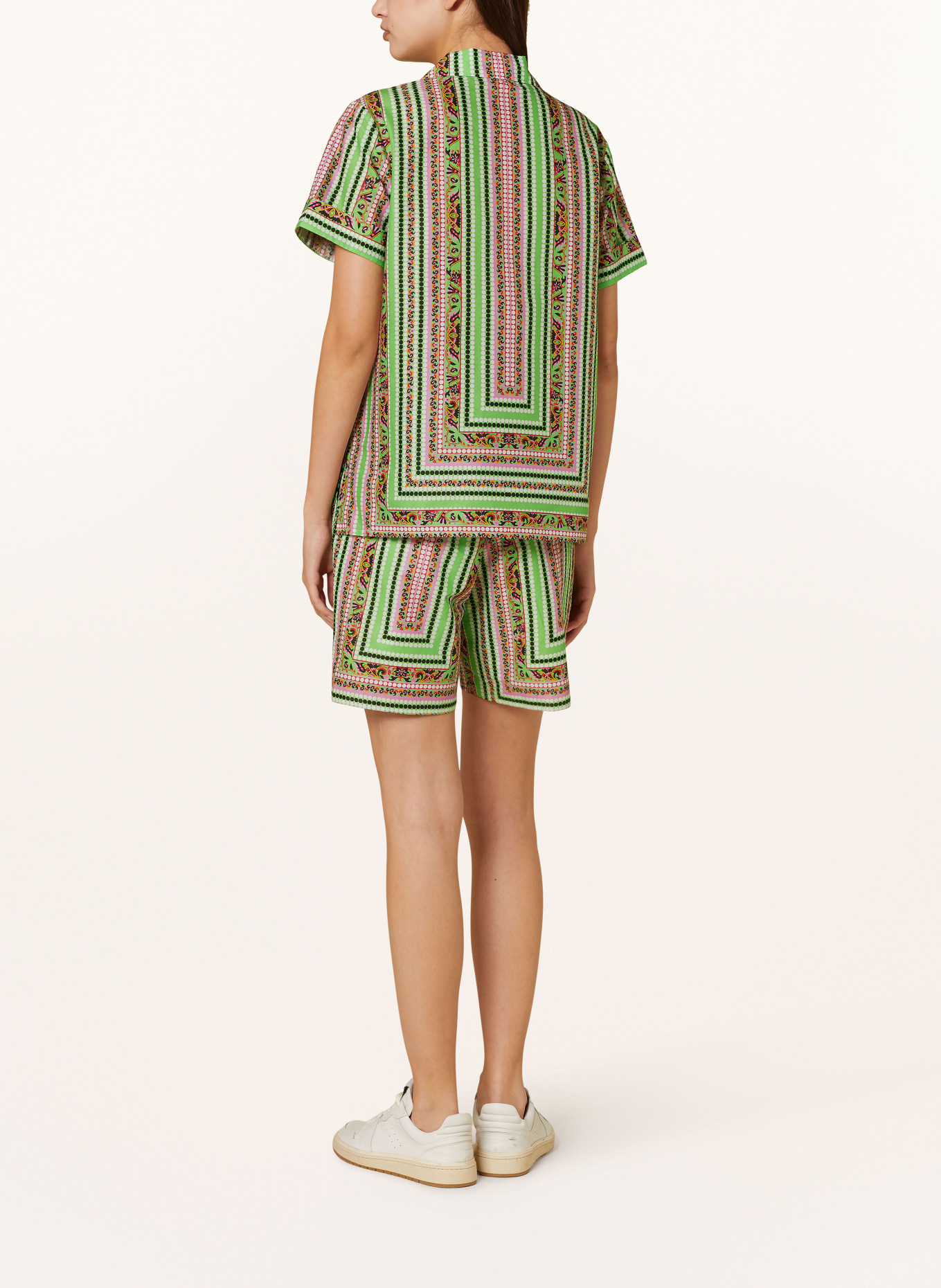 MRS & HUGS Bluse: HELLGRÜN / WEISS / ROSA