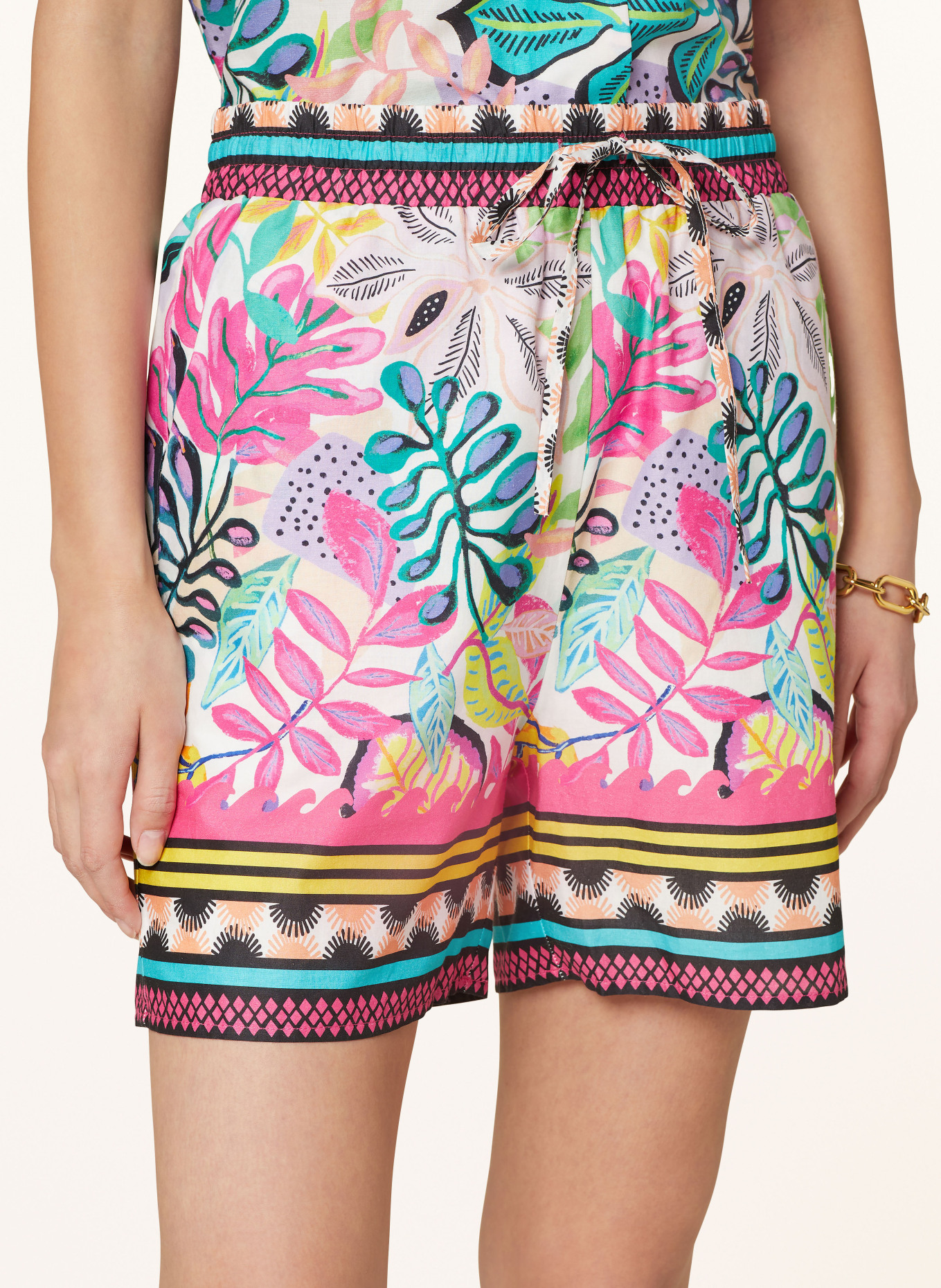 darling harbour Shorts, Color: PINK/ YELLOW/ LIGHT PINK (Image 5)