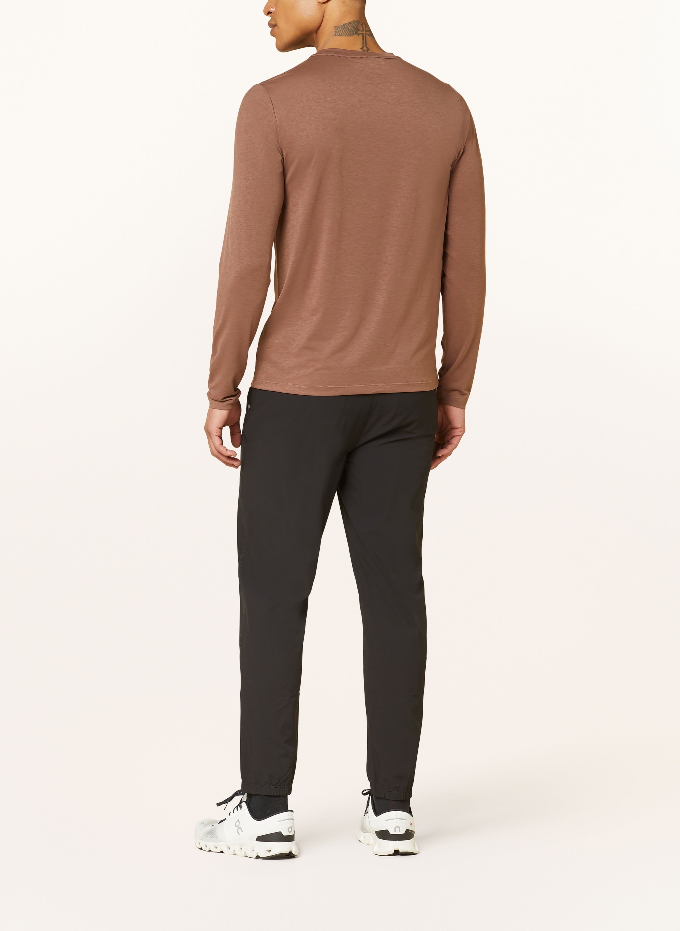 vuori Long sleeve shirt CURRENT TECH, Color: BROWN (Image 3)