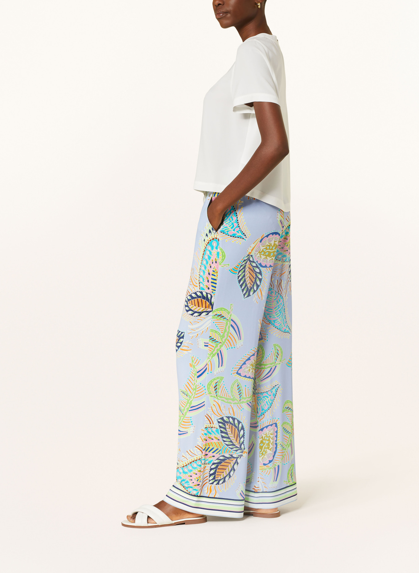 MARC CAIN Wide leg trousers WEDI in jersey, Color: 321 deep summer sky (Image 4)