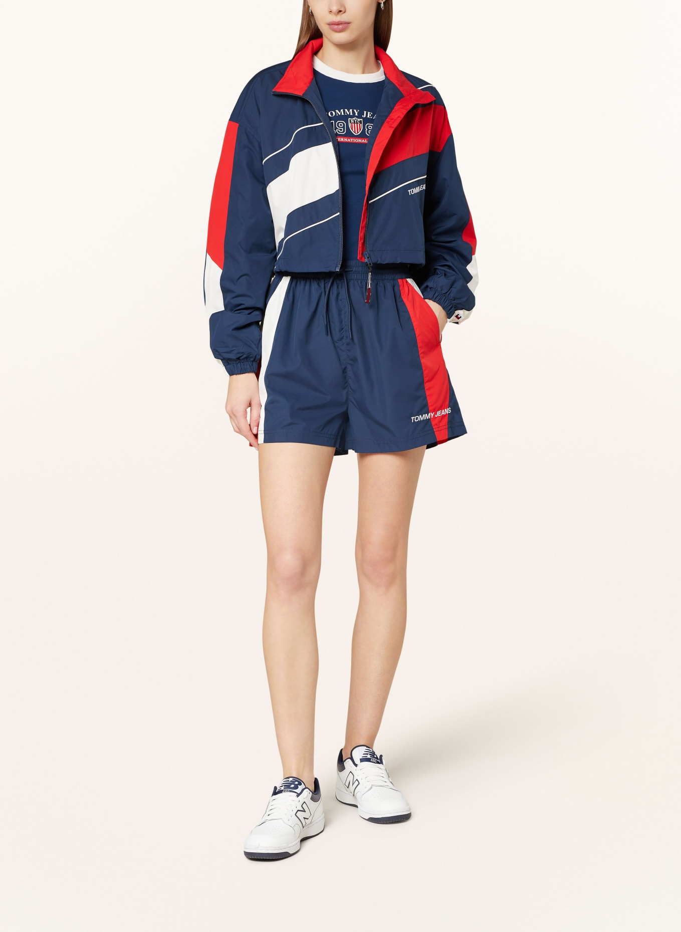 TOMMY JEANS Shorts, Color: DARK BLUE/ WHITE/ RED (Image 2)