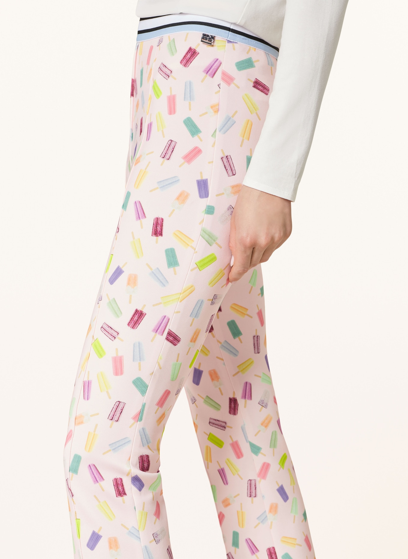 MARC CAIN 7/8 trousers FREDERICA, Color: PINK/ YELLOW/ PURPLE (Image 5)