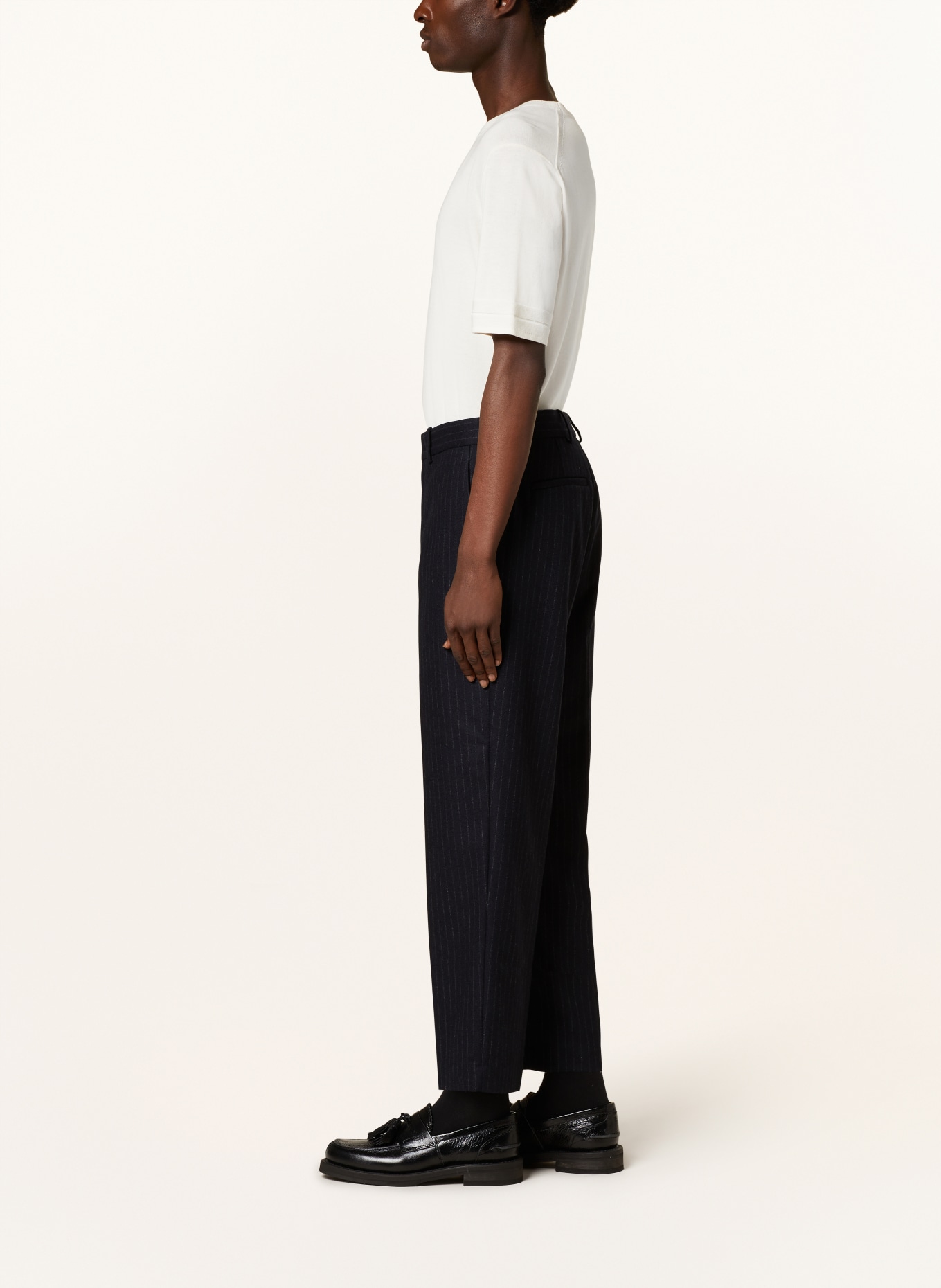 PLEATED ELASTICATED TROUSERS - BLACK - COS