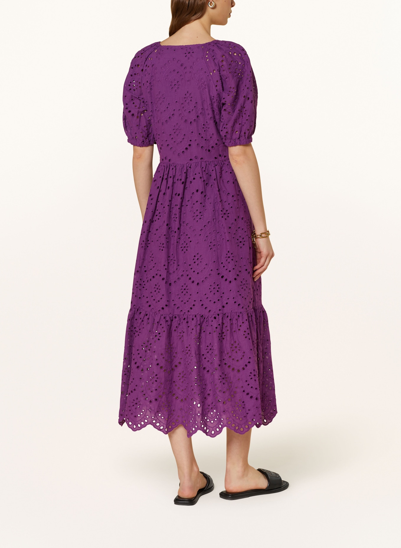 oui Dress made of broderie anglaise, Color: DARK PURPLE (Image 3)