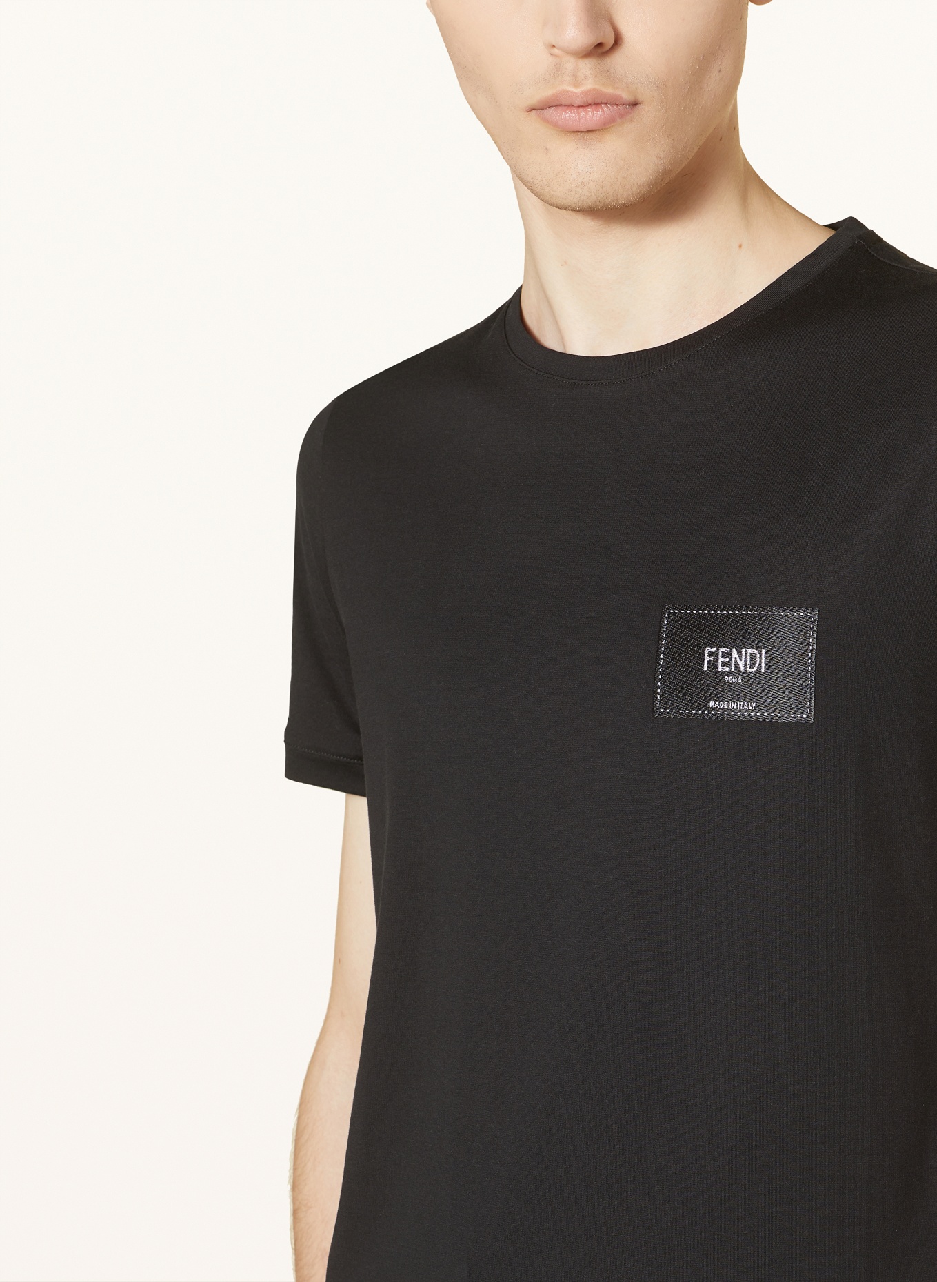 FENDI T-shirt, Kolor: CZARNY (Obrazek 4)