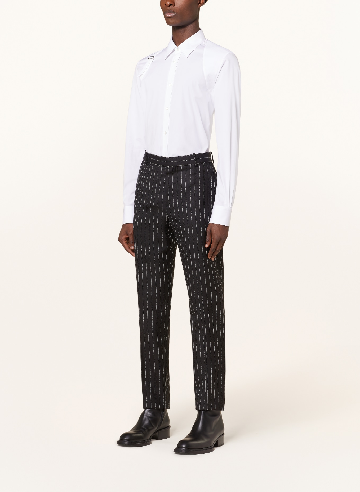 Alexander McQUEEN Spodnie garniturowe slim fit, Kolor: 1090 BLACK WHITE (Obrazek 3)