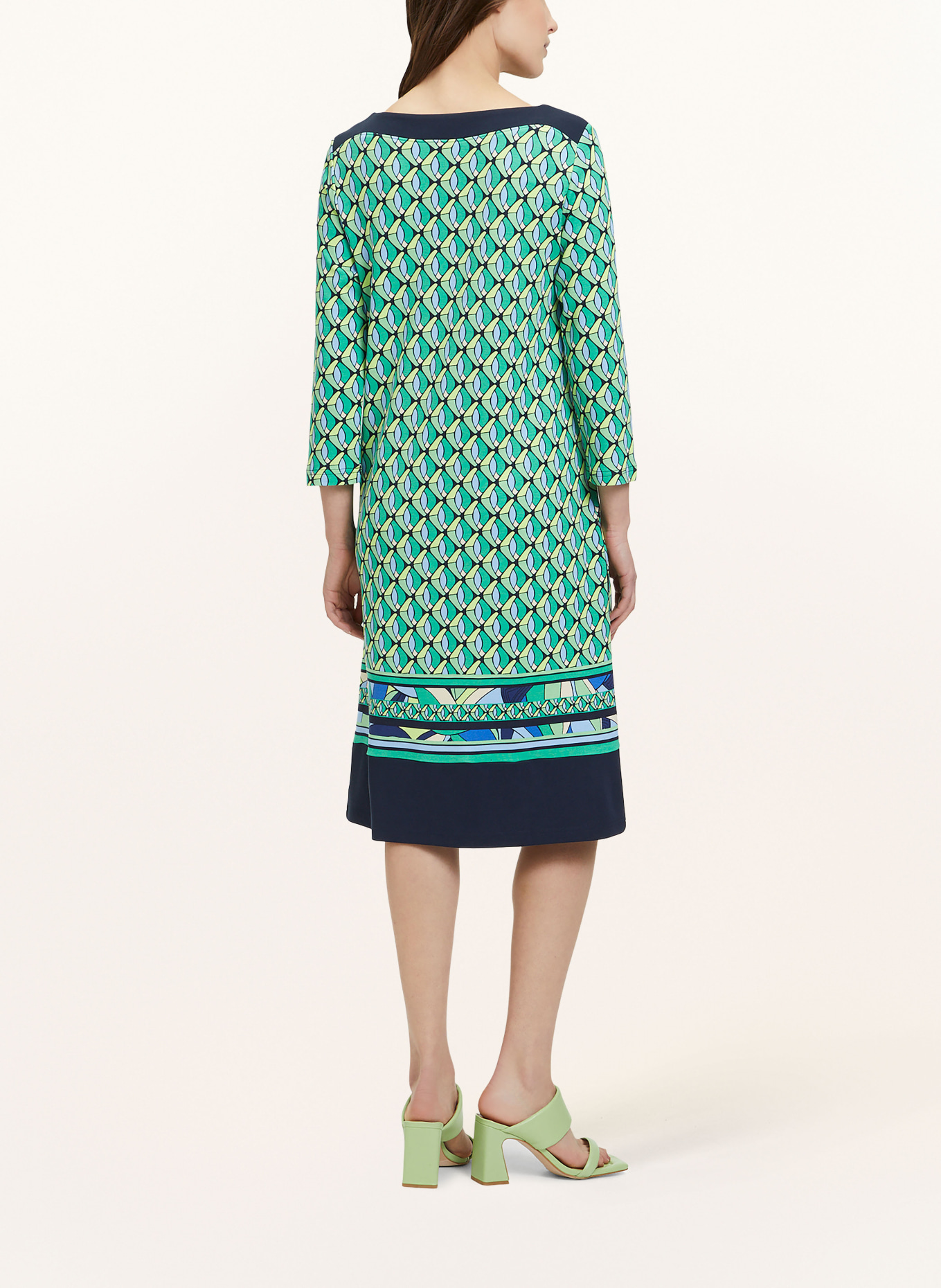 Betty Barclay Jersey dress with 3/4 sleeves and cut-out, Color: GREEN/ LIGHT BLUE/ DARK BLUE (Image 3)