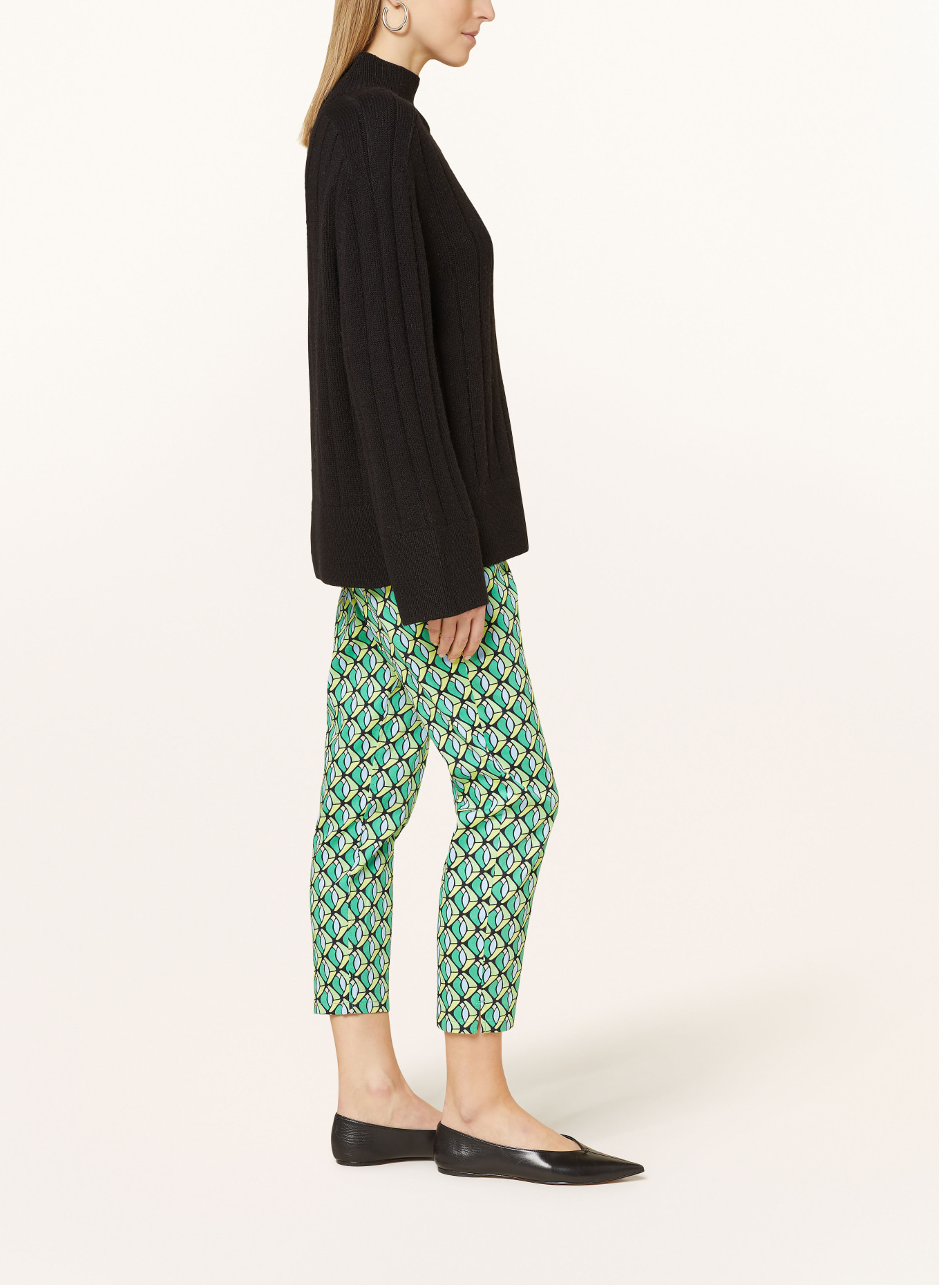 Betty Barclay 7/8 pants, Color: LIGHT GREEN/ BLACK/ GREEN (Image 4)