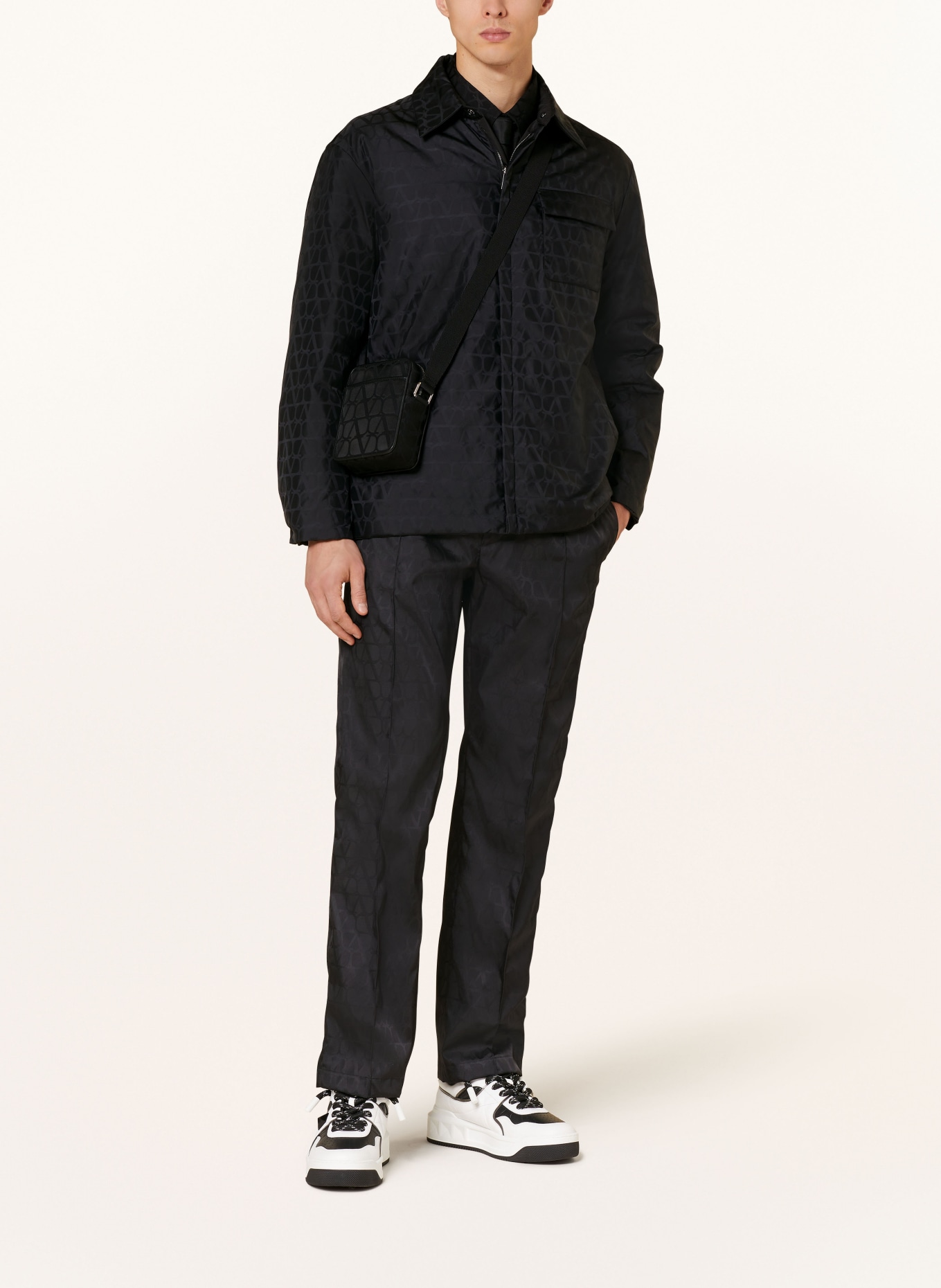VALENTINO Trousers jogging fit, Color: BLACK (Image 2)