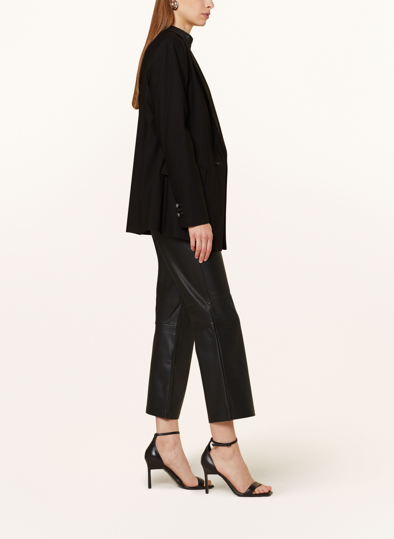 Phase Eight 7/8 trousers MARIELLE in leather look, Color: BLACK (Image 4)