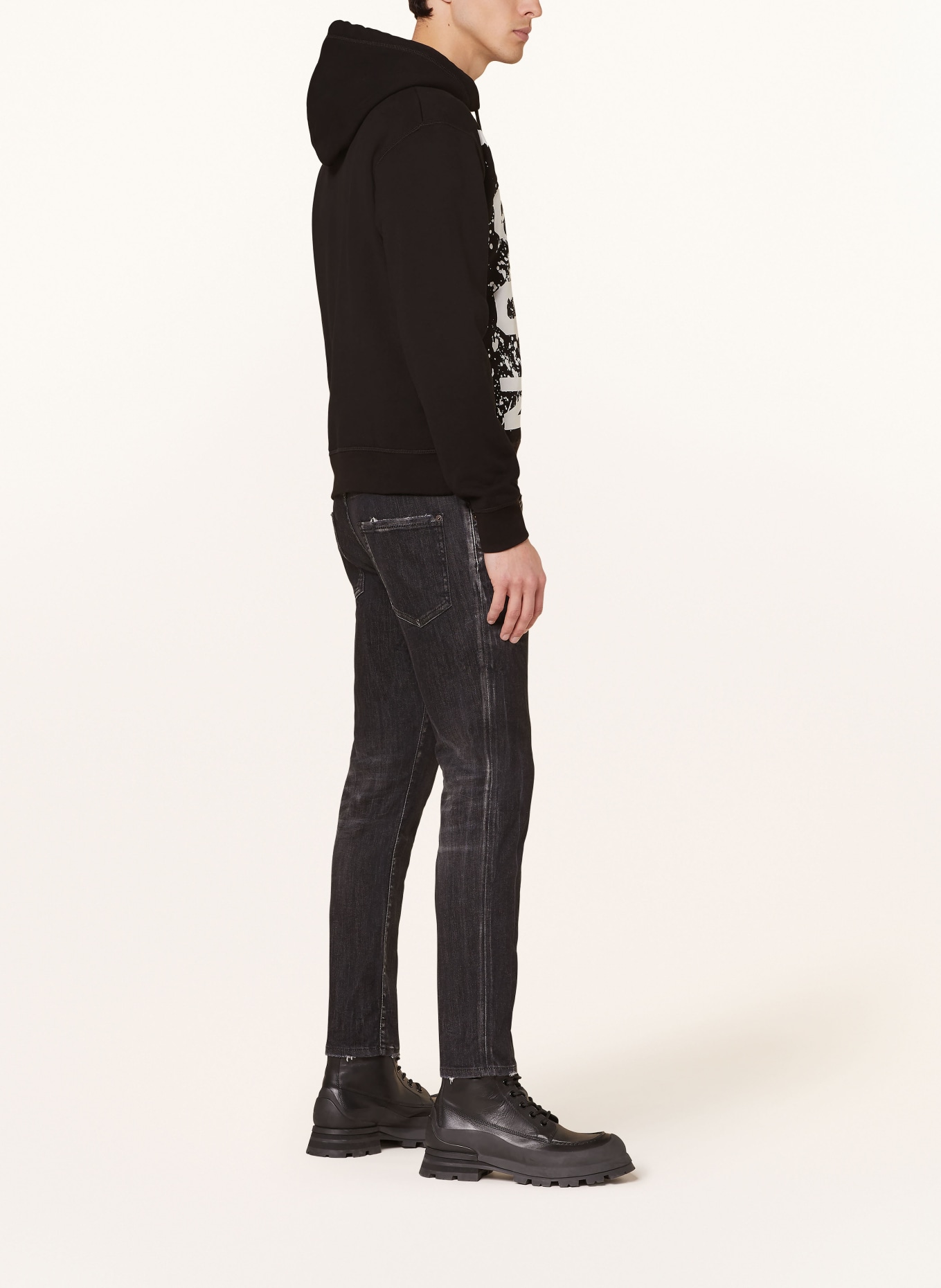 DSQUARED2 Destroyed jeans SKATER extra slim fit, Color: 900 BLACK (Image 4)