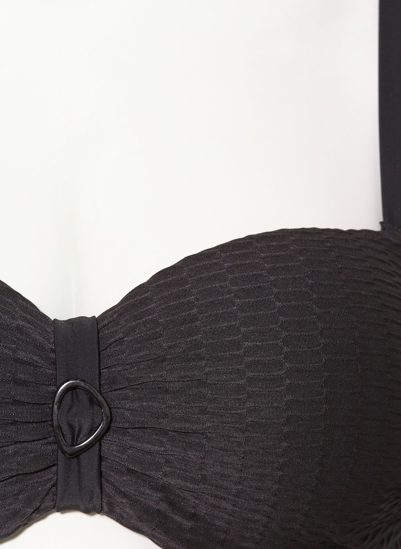 FEMILET Underwired bikini top BONAIRE, Color: BLACK (Image 5)