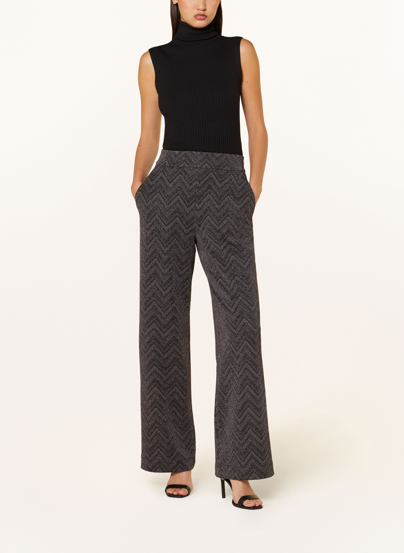 VANILIA Jersey trousers with glitter thread, Color: BLACK/ SILVER (Image 2)