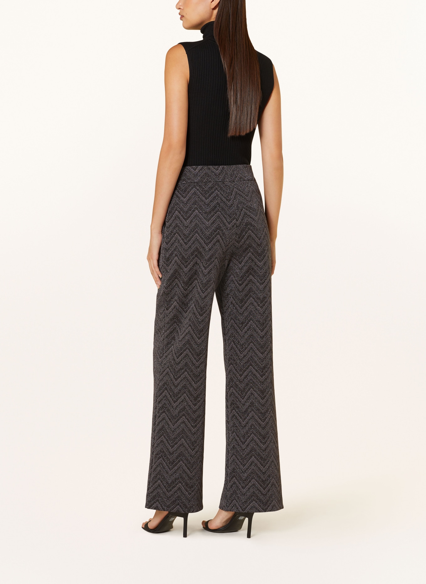 VANILIA Jersey trousers with glitter thread, Color: BLACK/ SILVER (Image 3)