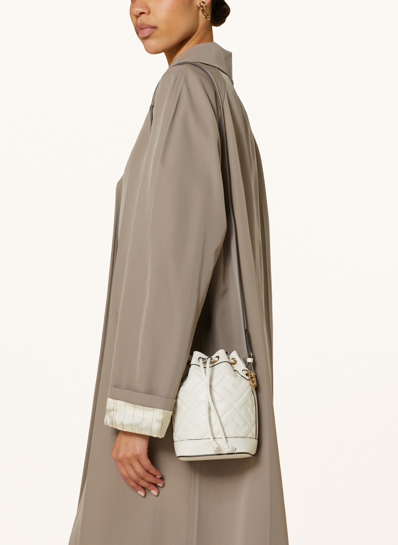 FENDI Pouch bag MON TRESOR MINI, Color: WHITE (Image 4)