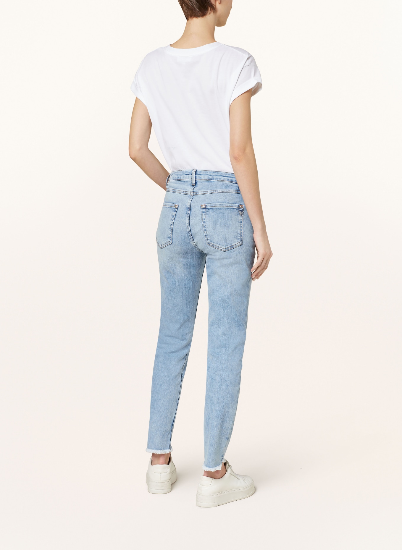 monari Jeans mit Schmucksteinen, Farbe: 750 jeans (Bild 3)