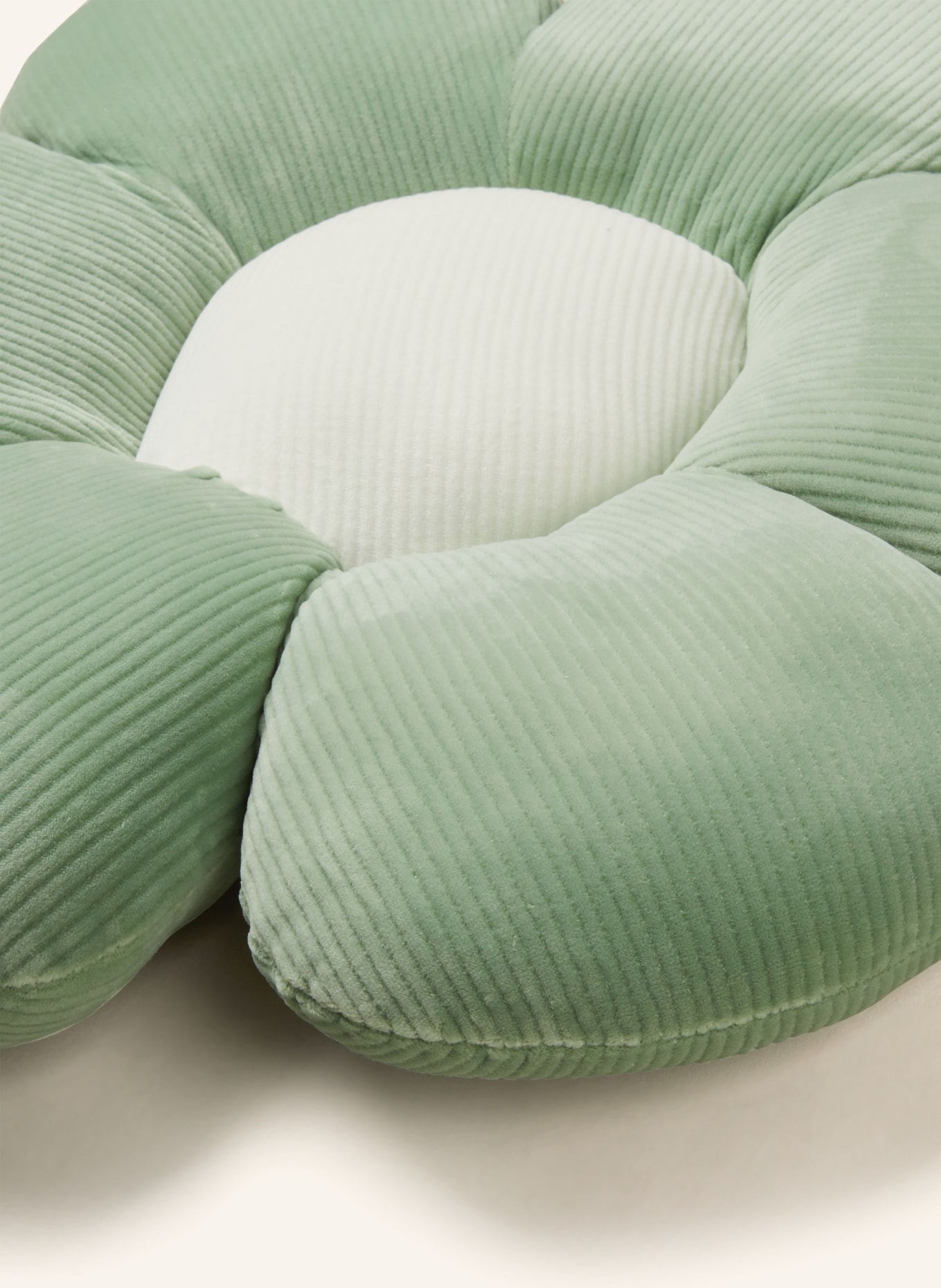 MAGMA Decorative cushion MINNIE, Color: LIGHT GREEN/ ECRU (Image 3)