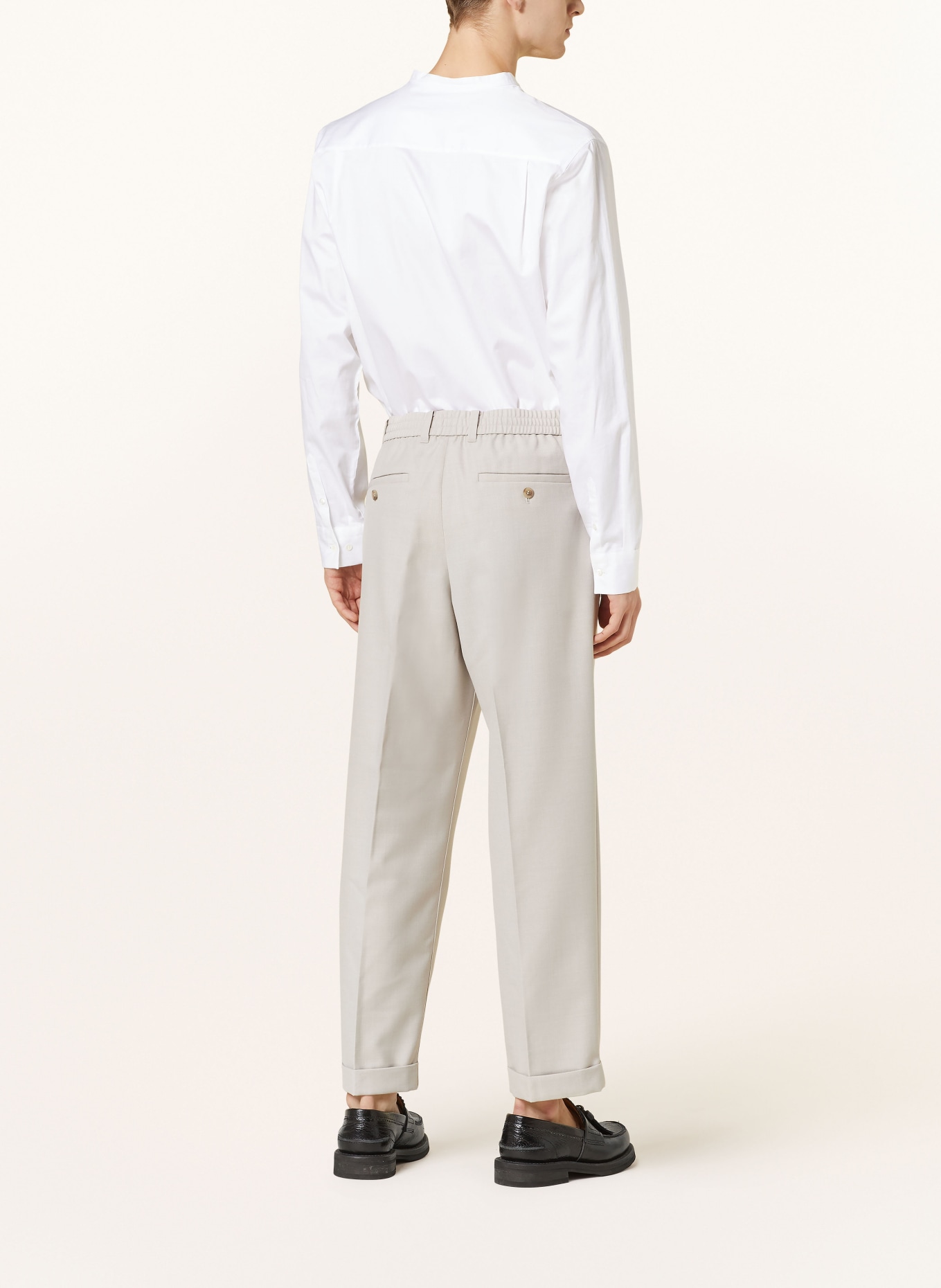 COS Trousers in jogger style relaxed straight fit, Color: LIGHT GRAY (Image 3)