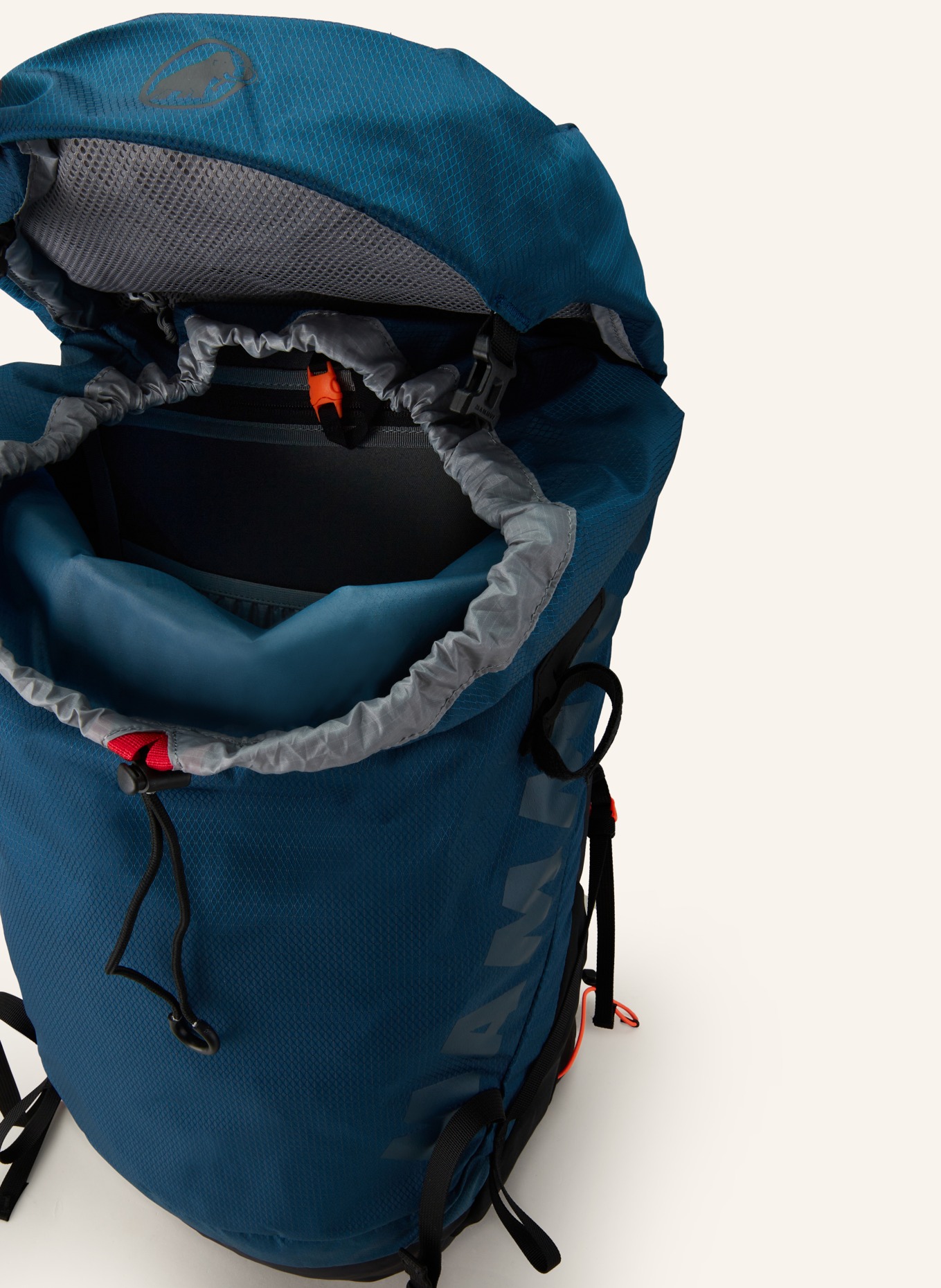 MAMMUT Backpack DUCAN 24, Color: BLUE/ BLACK (Image 3)