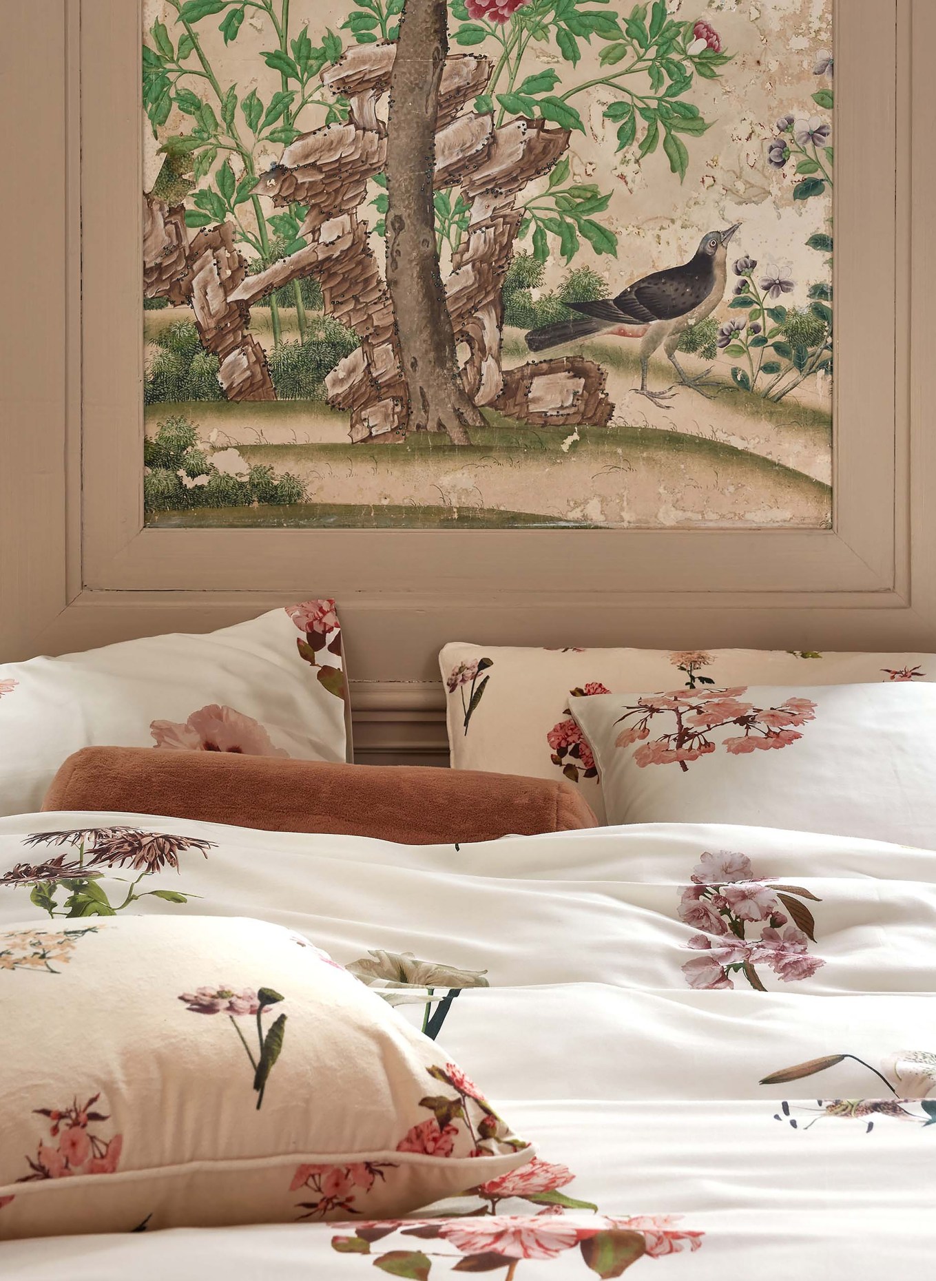 ESSENZA Decorative cushion ANNEBELLA in velvet, Color: LIGHT YELLOW (Image 4)