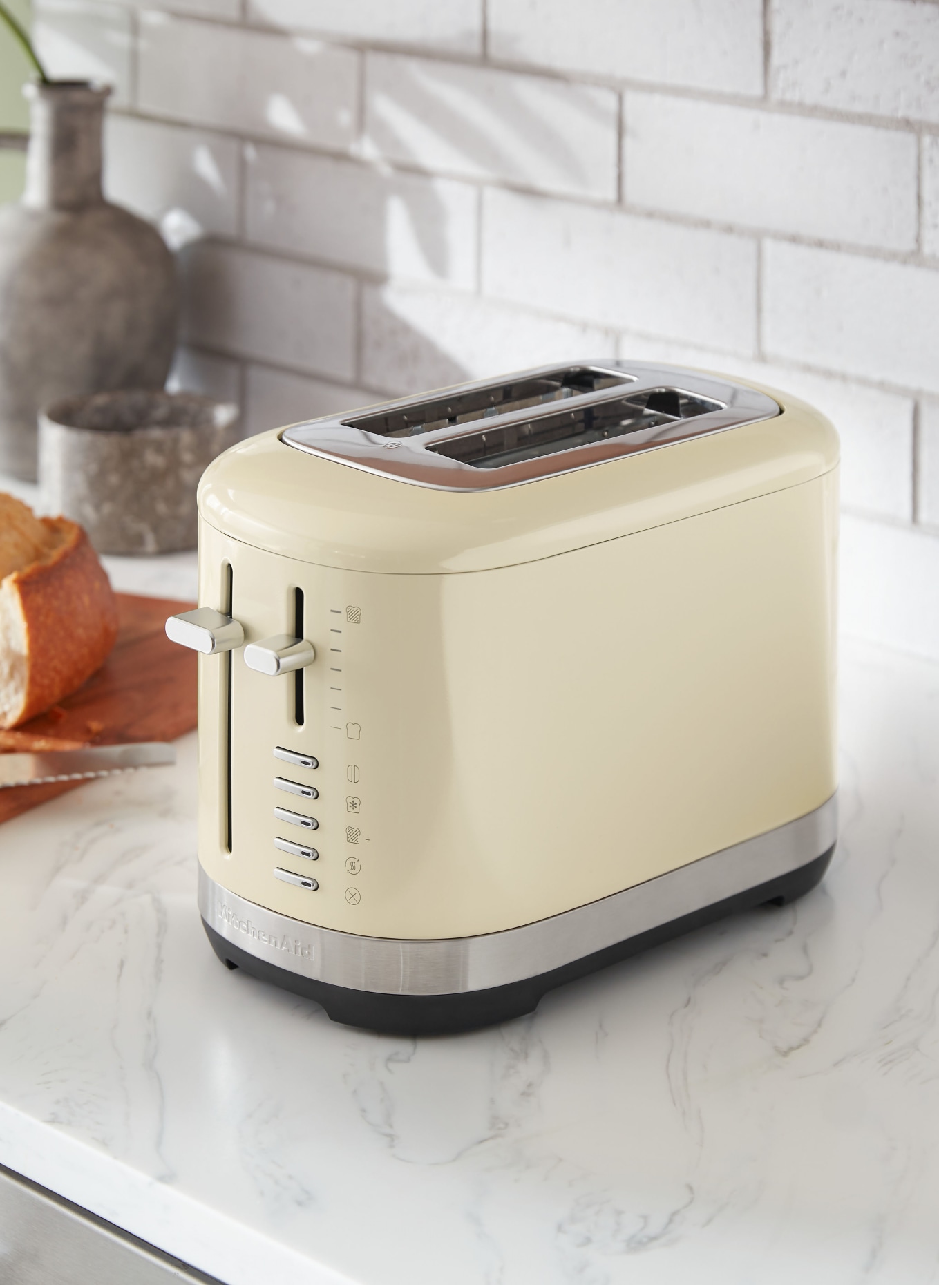 KitchenAid Toaster 5KMT2109, Farbe: CREME (Bild 4)
