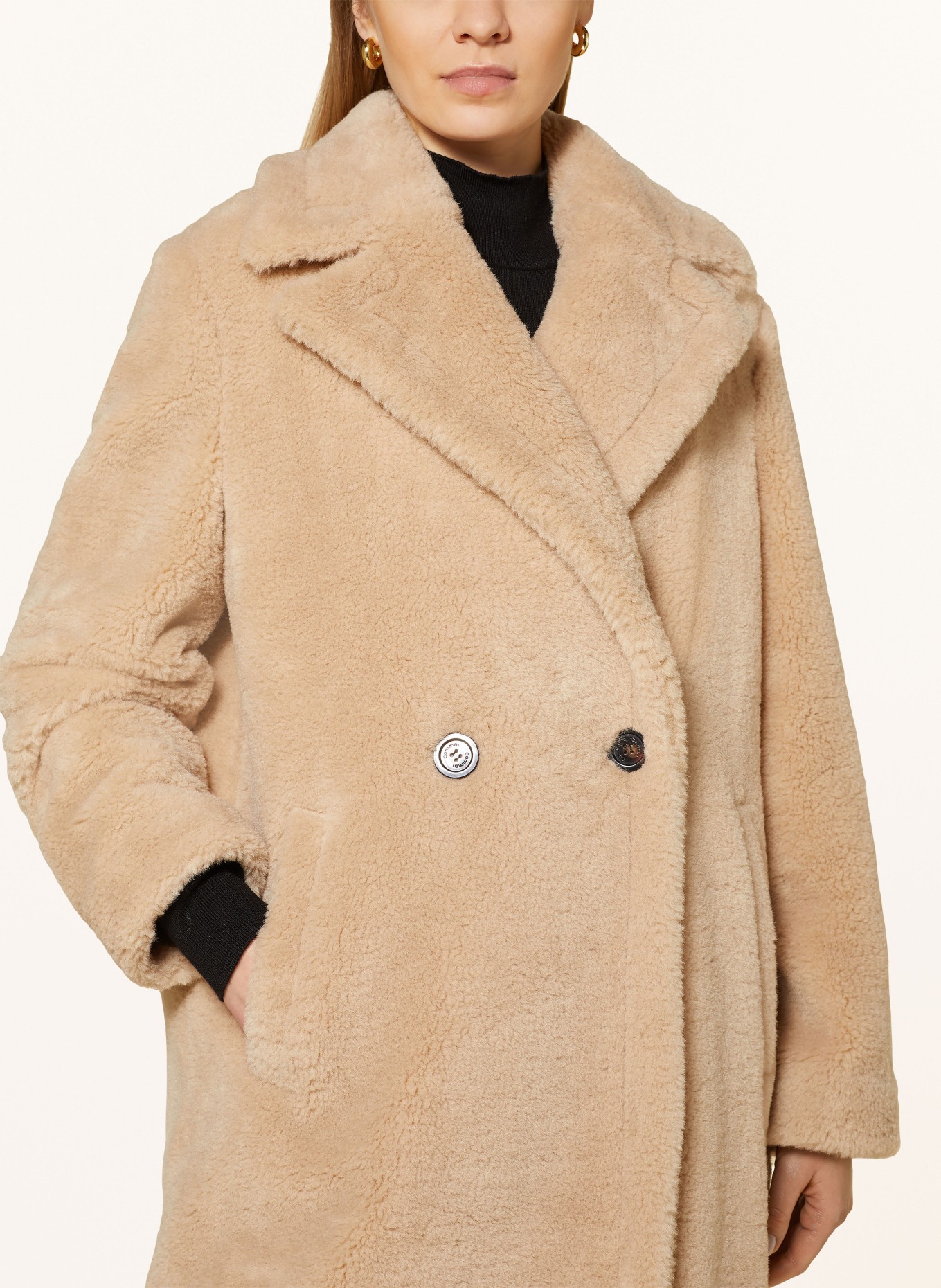 comma Kabát z umělé kožešiny: BÉŽOVÁ