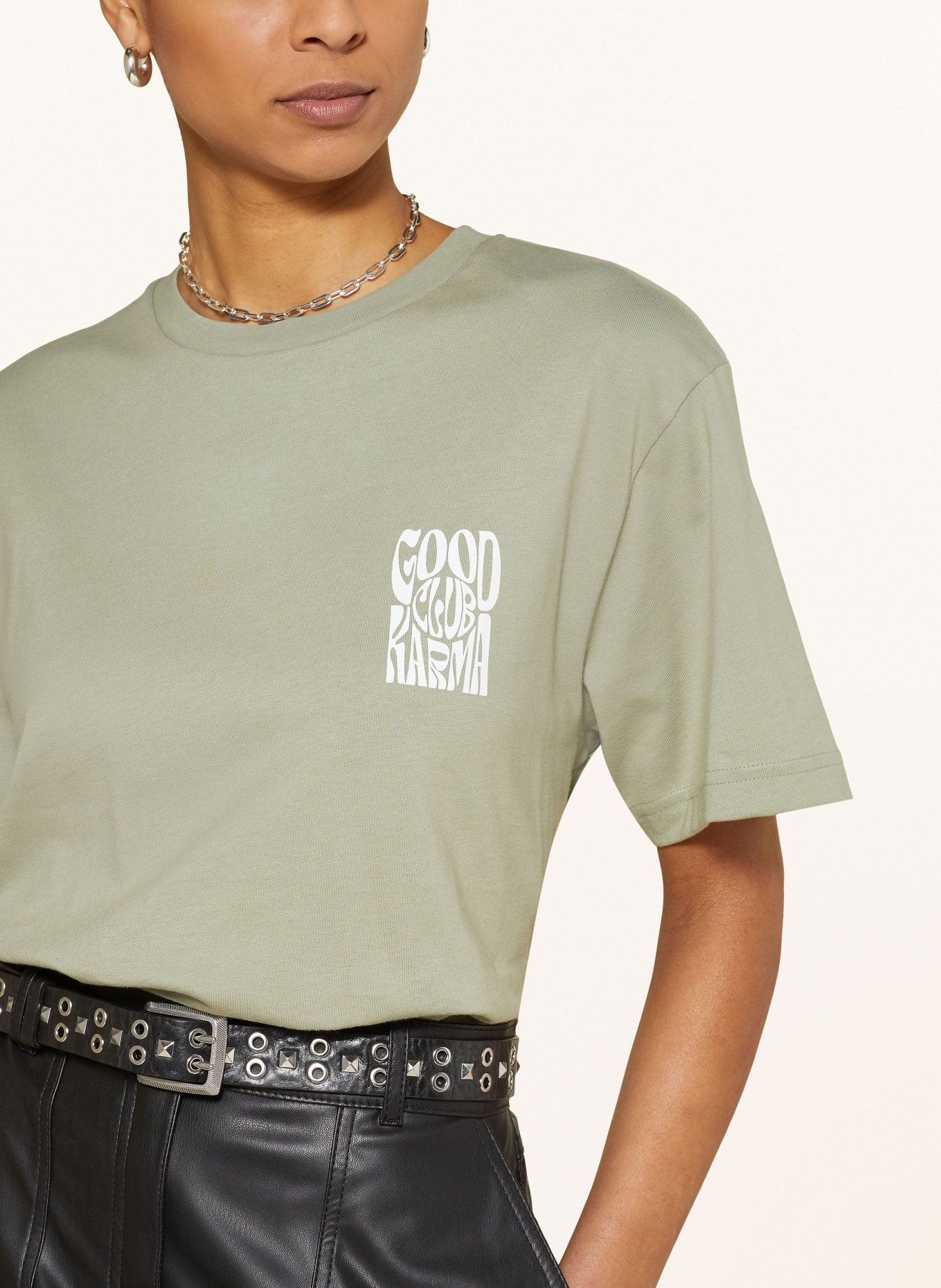 OH APRIL T-shirt BOYFRIEND, Color: OLIVE/ WHITE (Image 4)