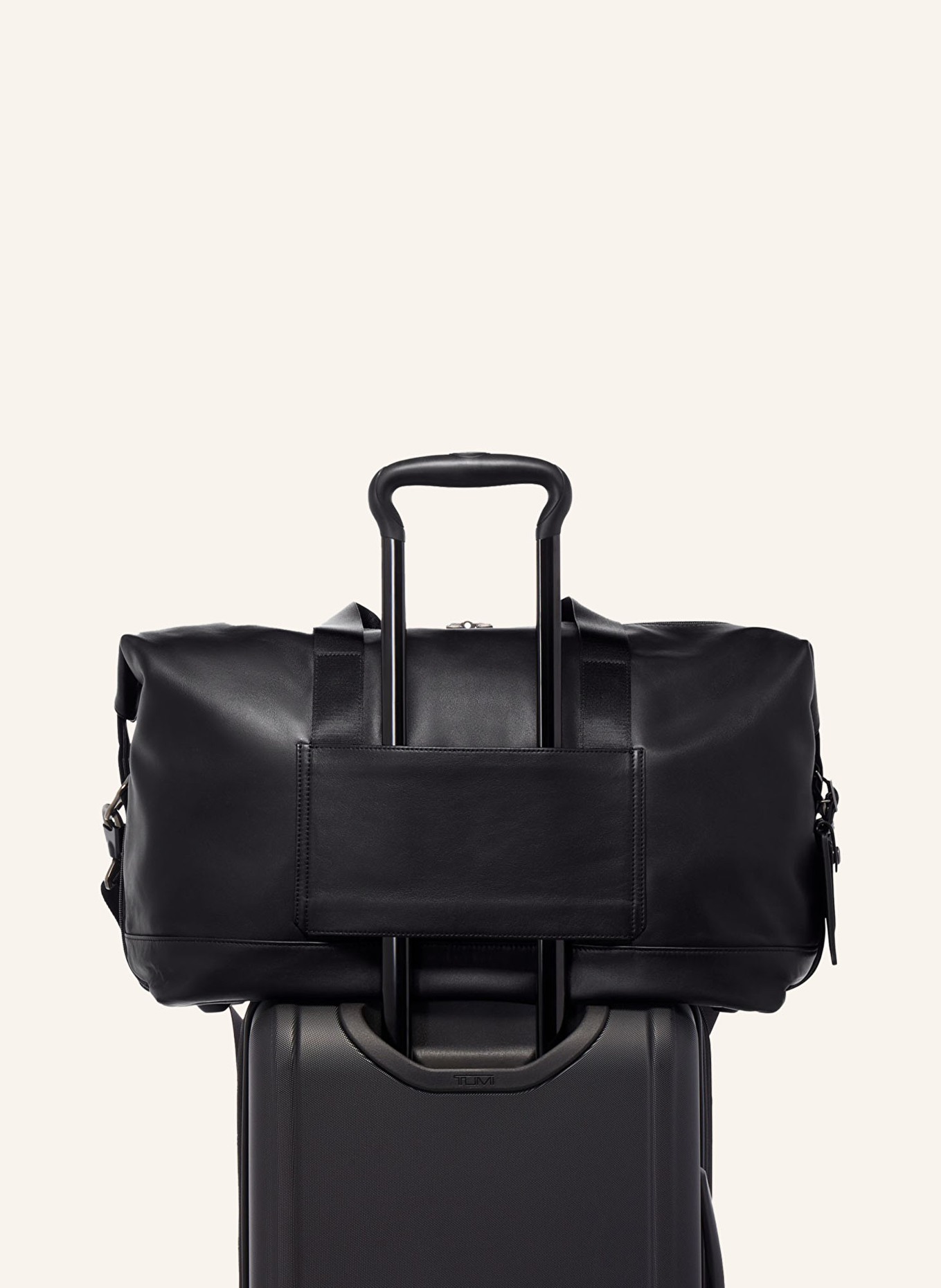 TUMI ALPHA travel bag DOUBLEEXPANSION TRAVEL SACHEL 57 l, Color: BLACK (Image 6)