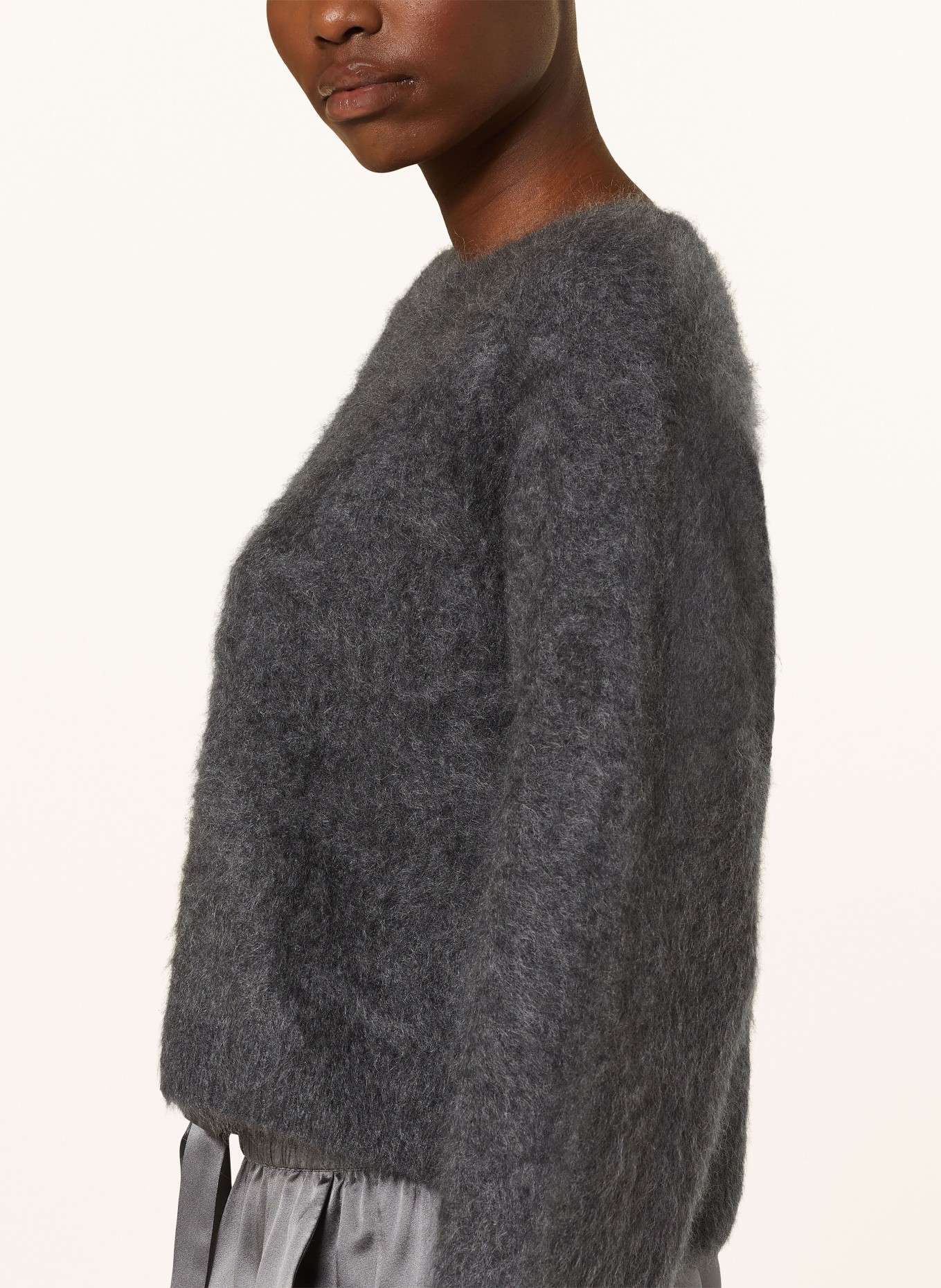 (THE MERCER) N.Y. Cropped-Pullover aus Cashmere, Farbe: DUNKELGRAU (Bild 4)