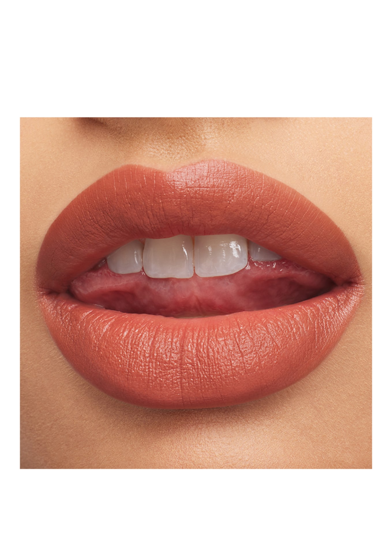 M.A.C MACXIMAL MATTE LIPSTICK: TAUPE