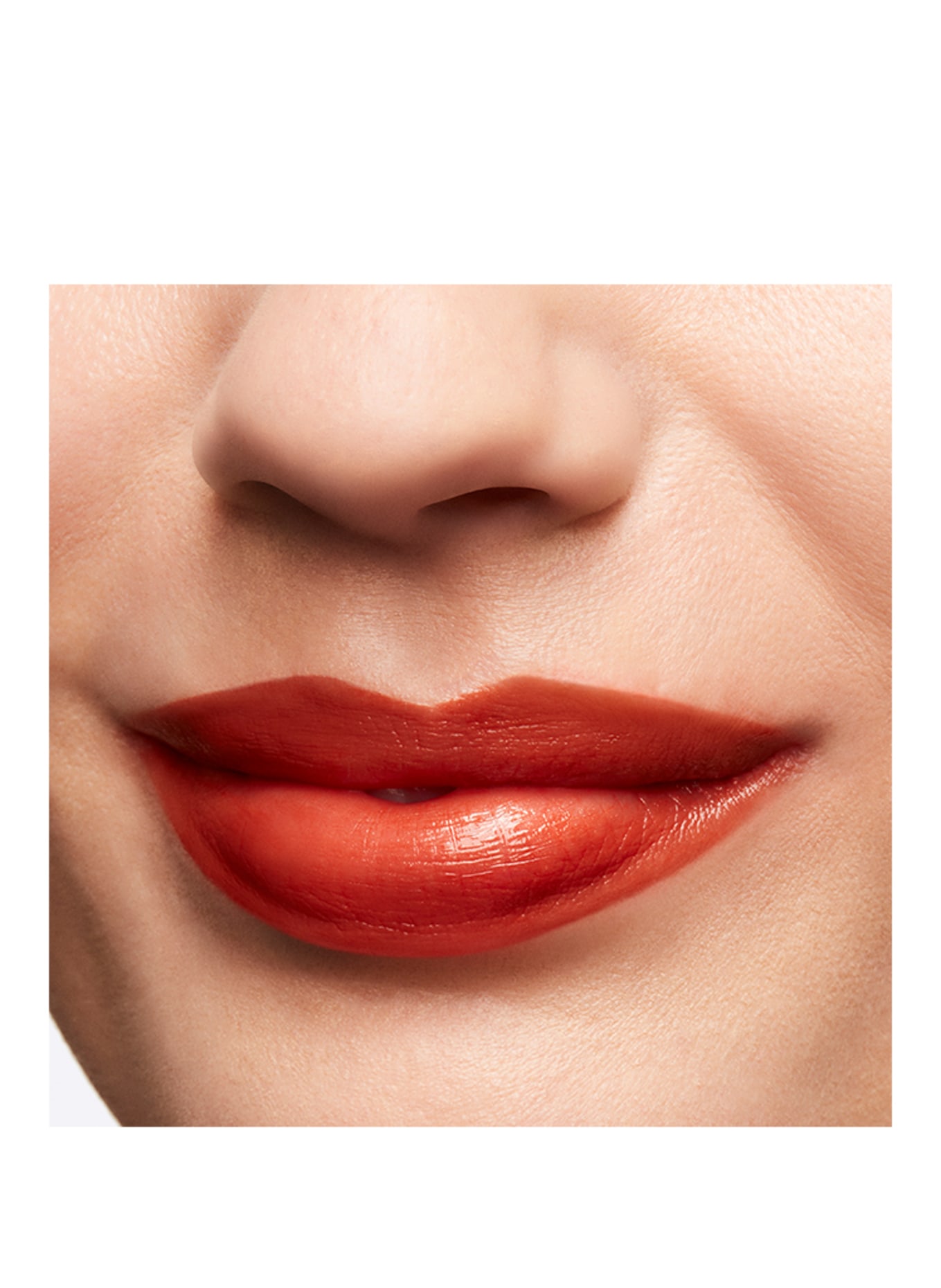 M.A.C LUSTREGLASS LIPSTICK: OBVIOUSLY