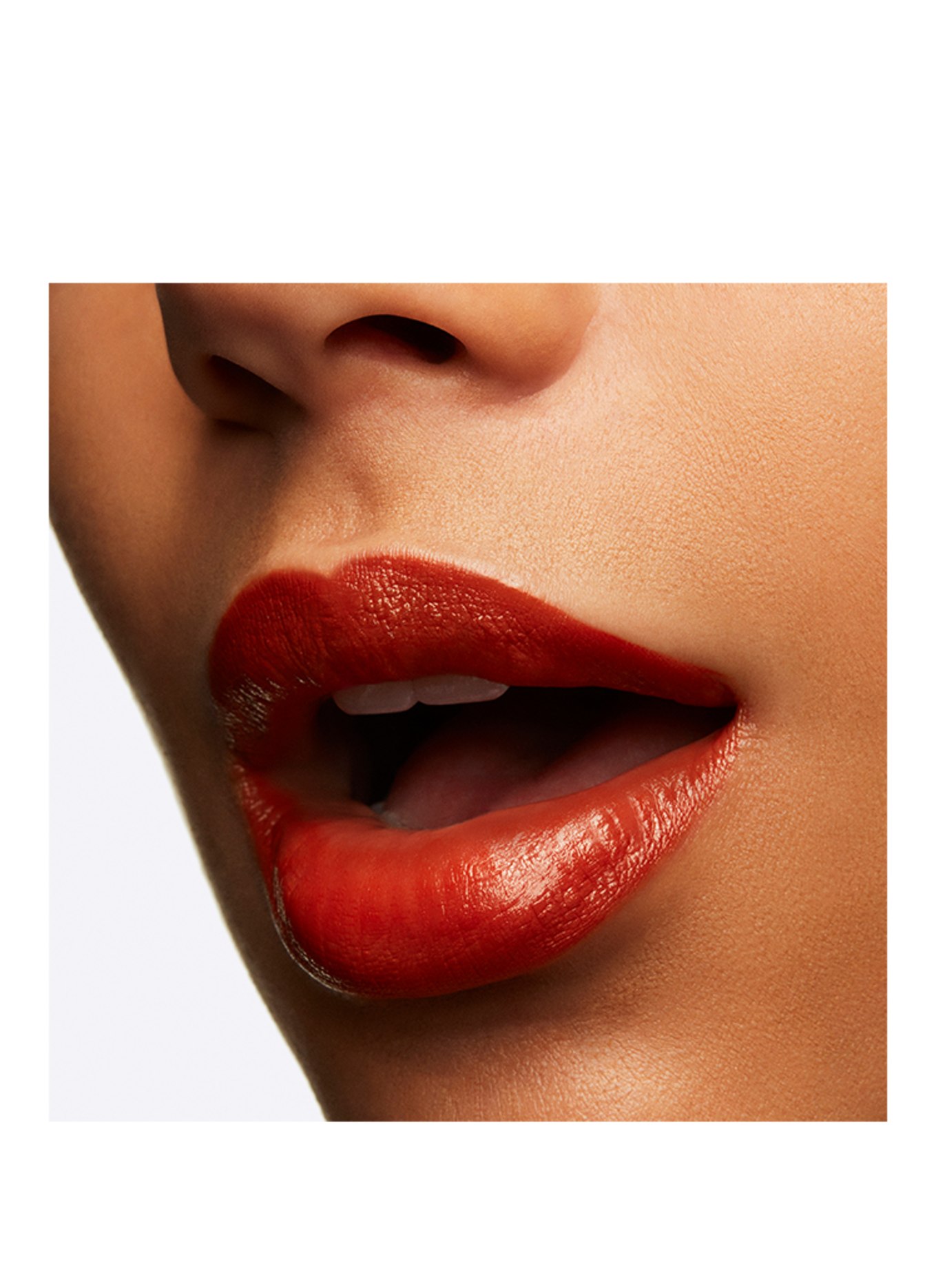 M.A.C LUSTREGLASS LIPSTICK: OBVIOUSLY