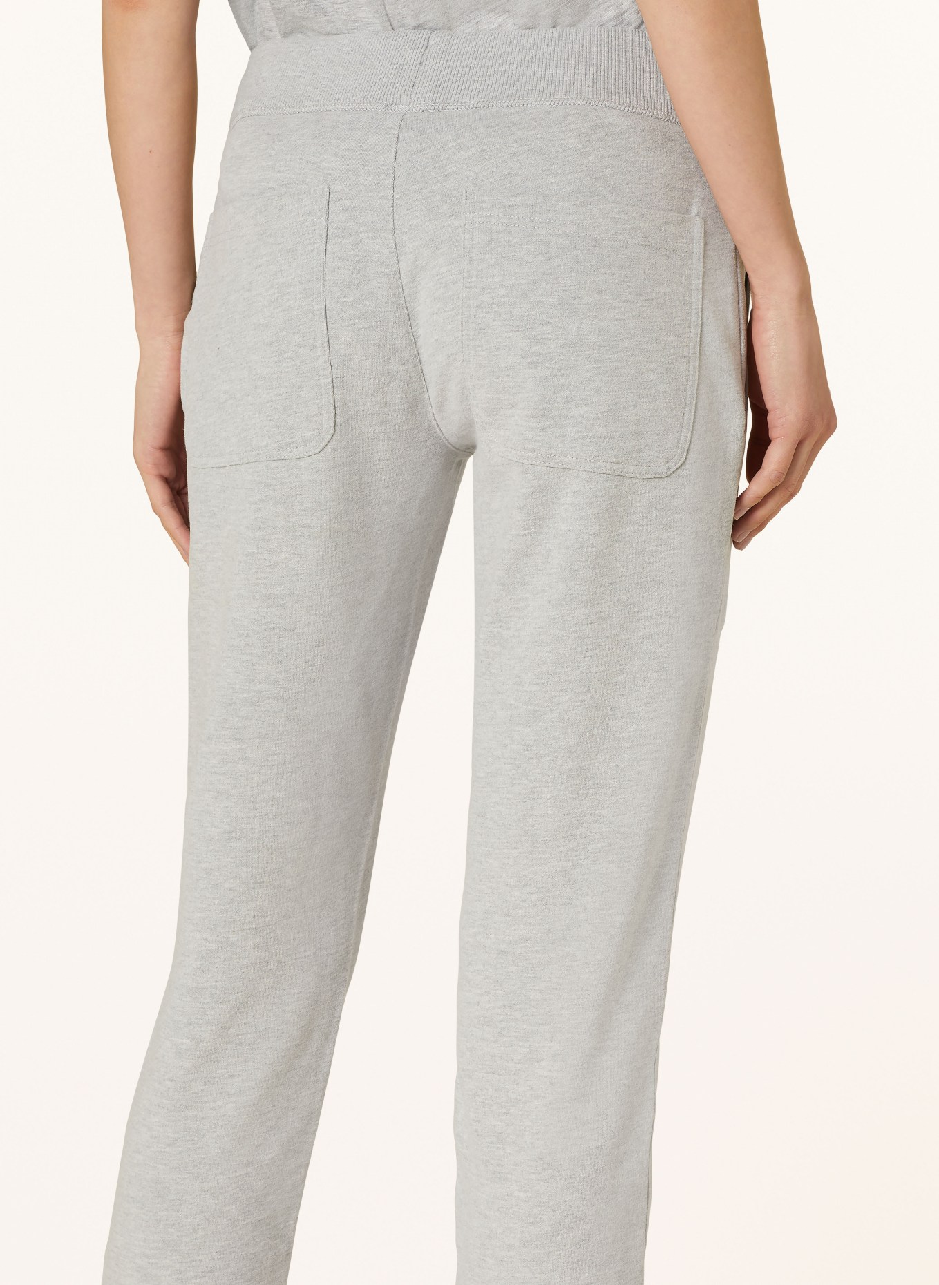 Juvia Pantalon de survêtement CATHY: GRIS CLAIR