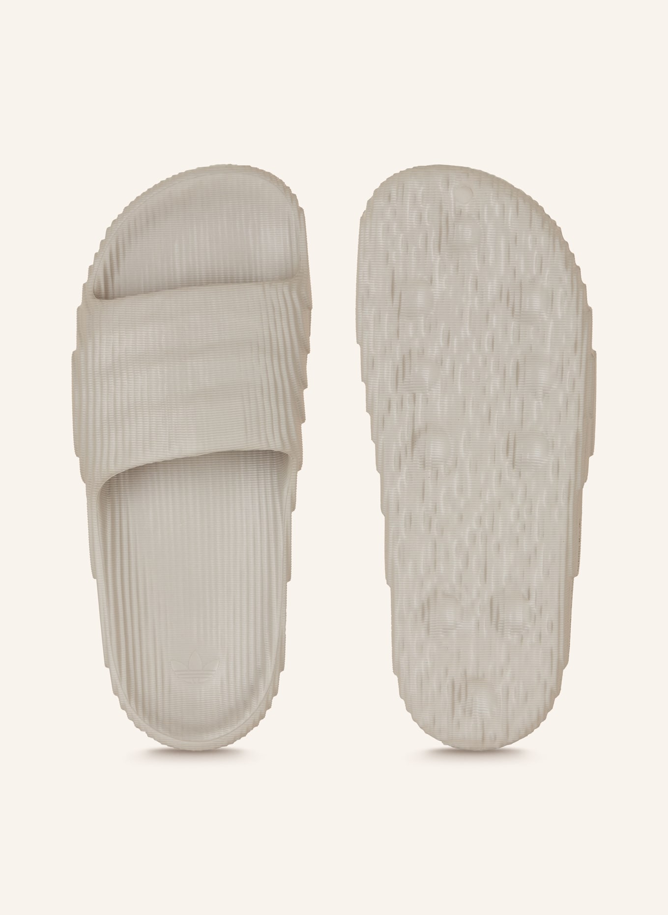 adidas Originals Pantofle ADILETTE 22, Barva: SVĚTLE ŠEDÁ (Obrázek 5)
