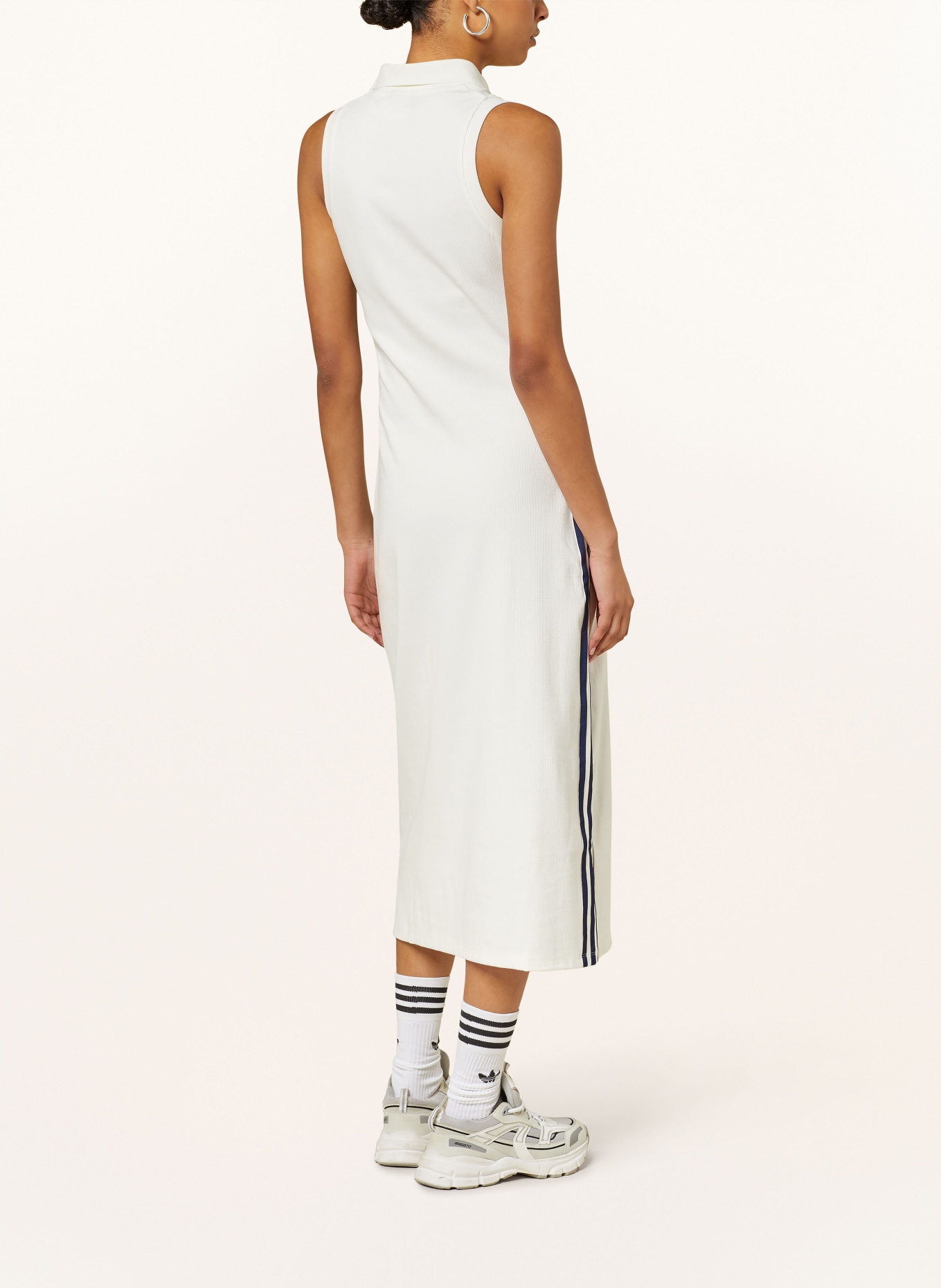 adidas Originals Sukienka polo z dżerseju PREMIUM ORIGINALS, Kolor: BIAŁY (Obrazek 3)