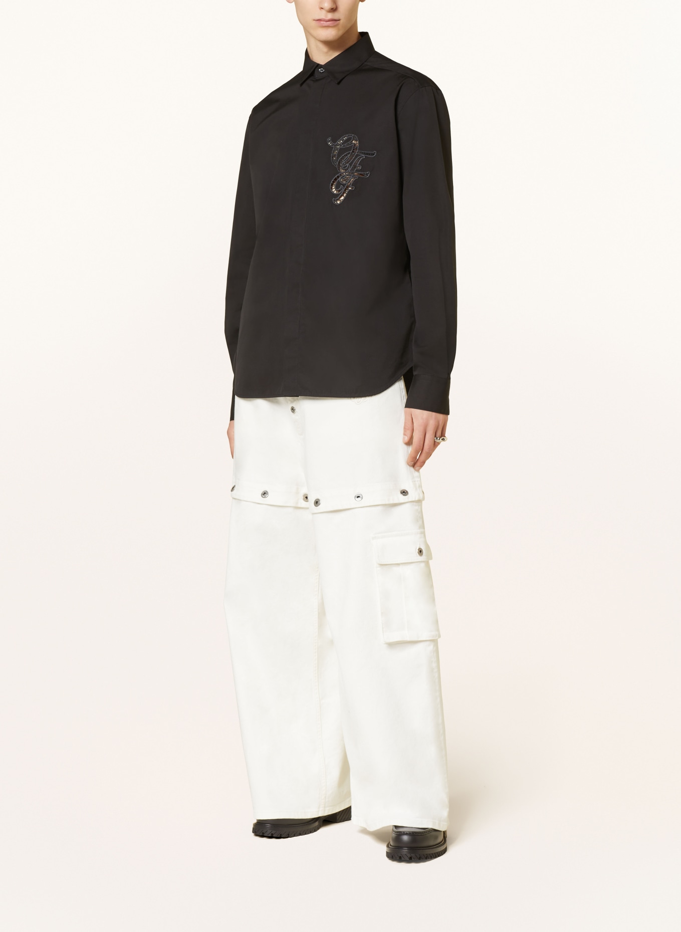 Off-White Košile NATLOVER Comfort Fit s průstřihy, Barva: ČERNÁ (Obrázek 3)