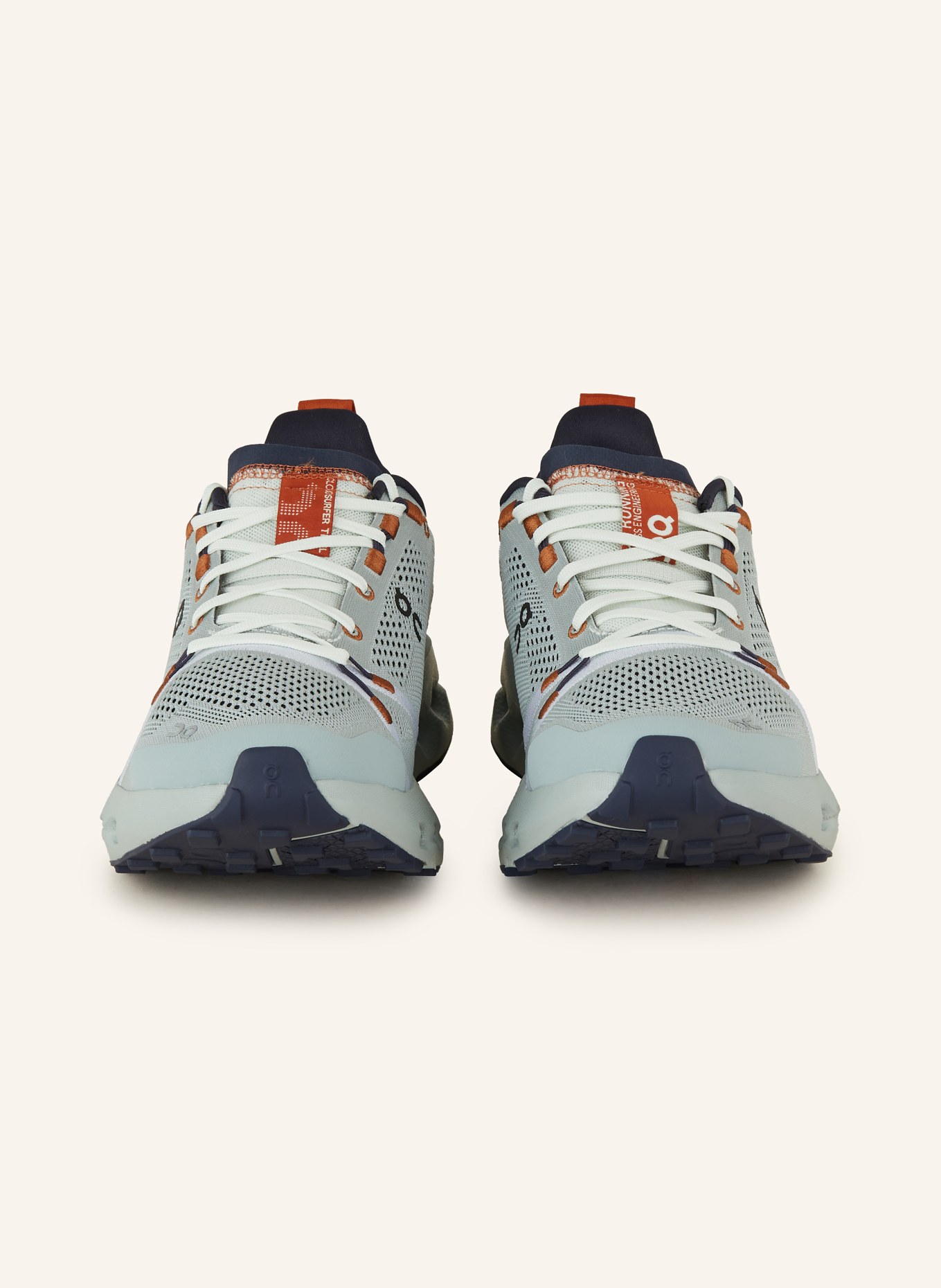 On Trail running shoes CLOUDSURFER TRAIL, Color: LIGHT GRAY (Image 3)