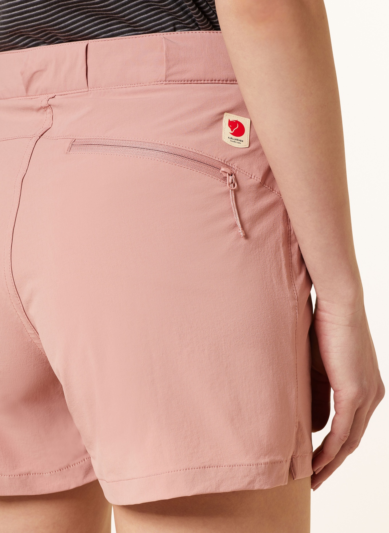 FJÄLLRÄVEN Trekking shorts HIGH COAST, Color: ROSE (Image 6)