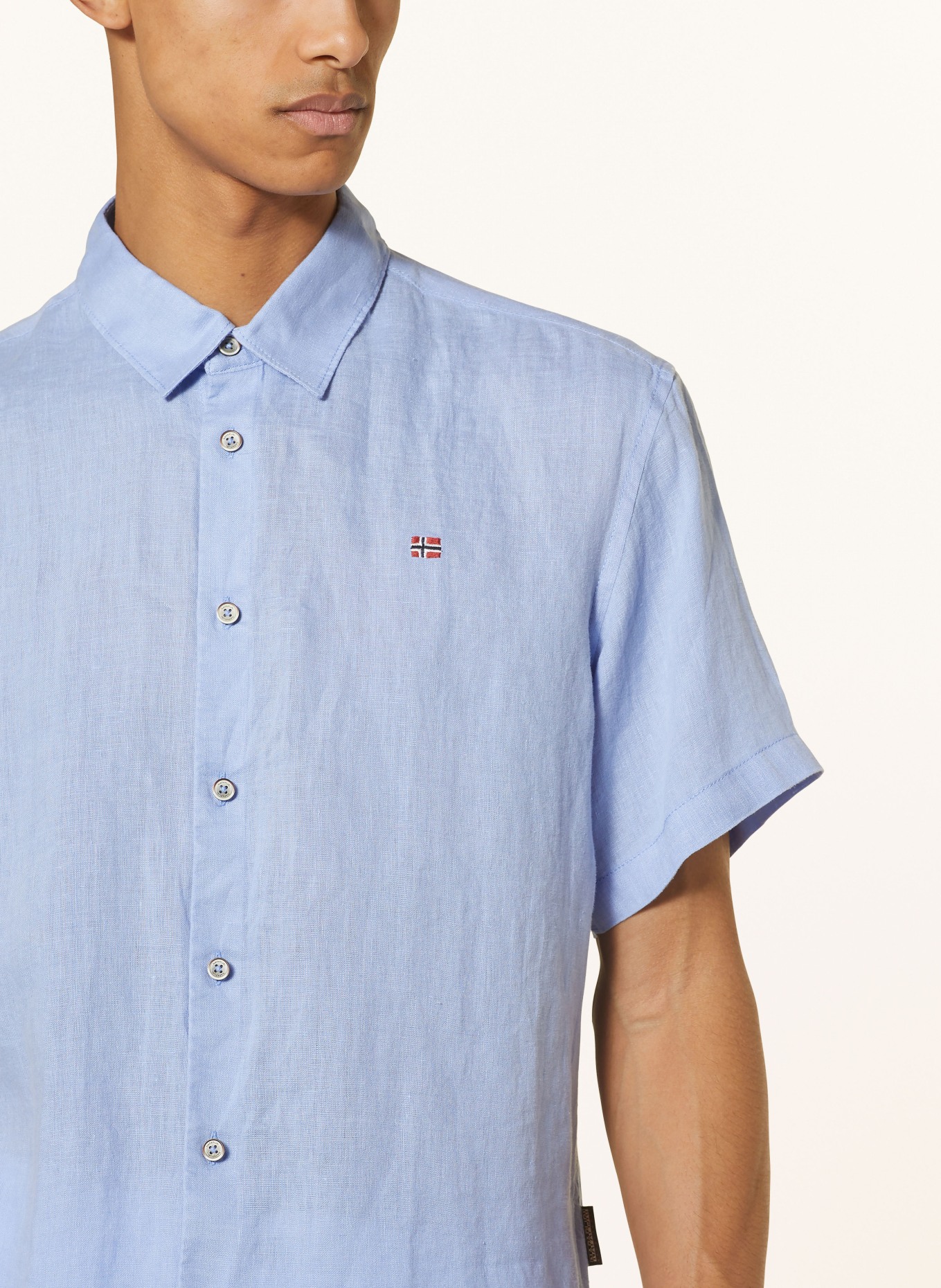 NAPAPIJRI Short sleeve shirt G-LINEN regular fit, Color: LIGHT BLUE (Image 4)