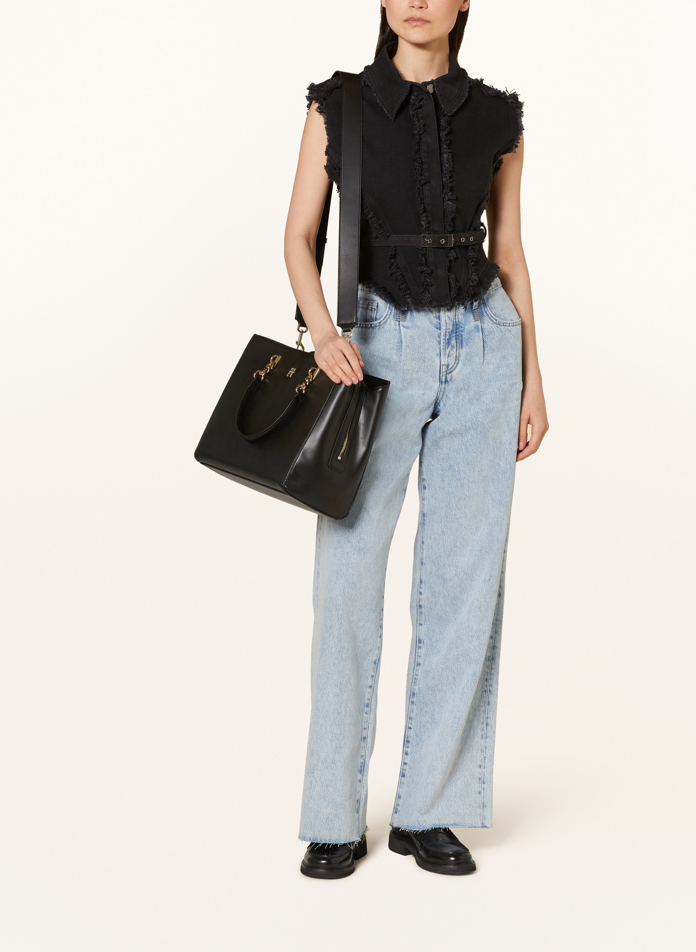 TOMMY HILFIGER Torebka: CZARNY