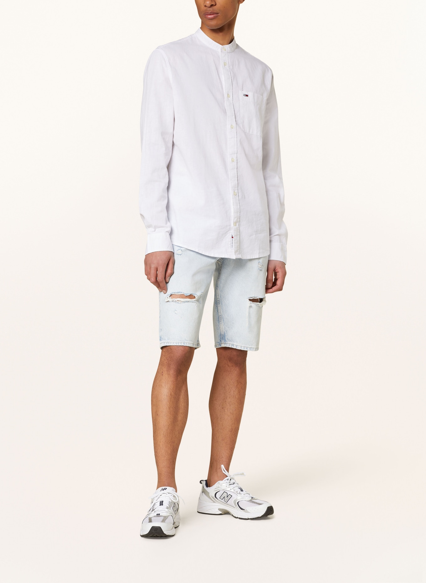 TOMMY JEANS Shirt regular fit with stand-up collar and linen, Color: WHITE (Image 2)