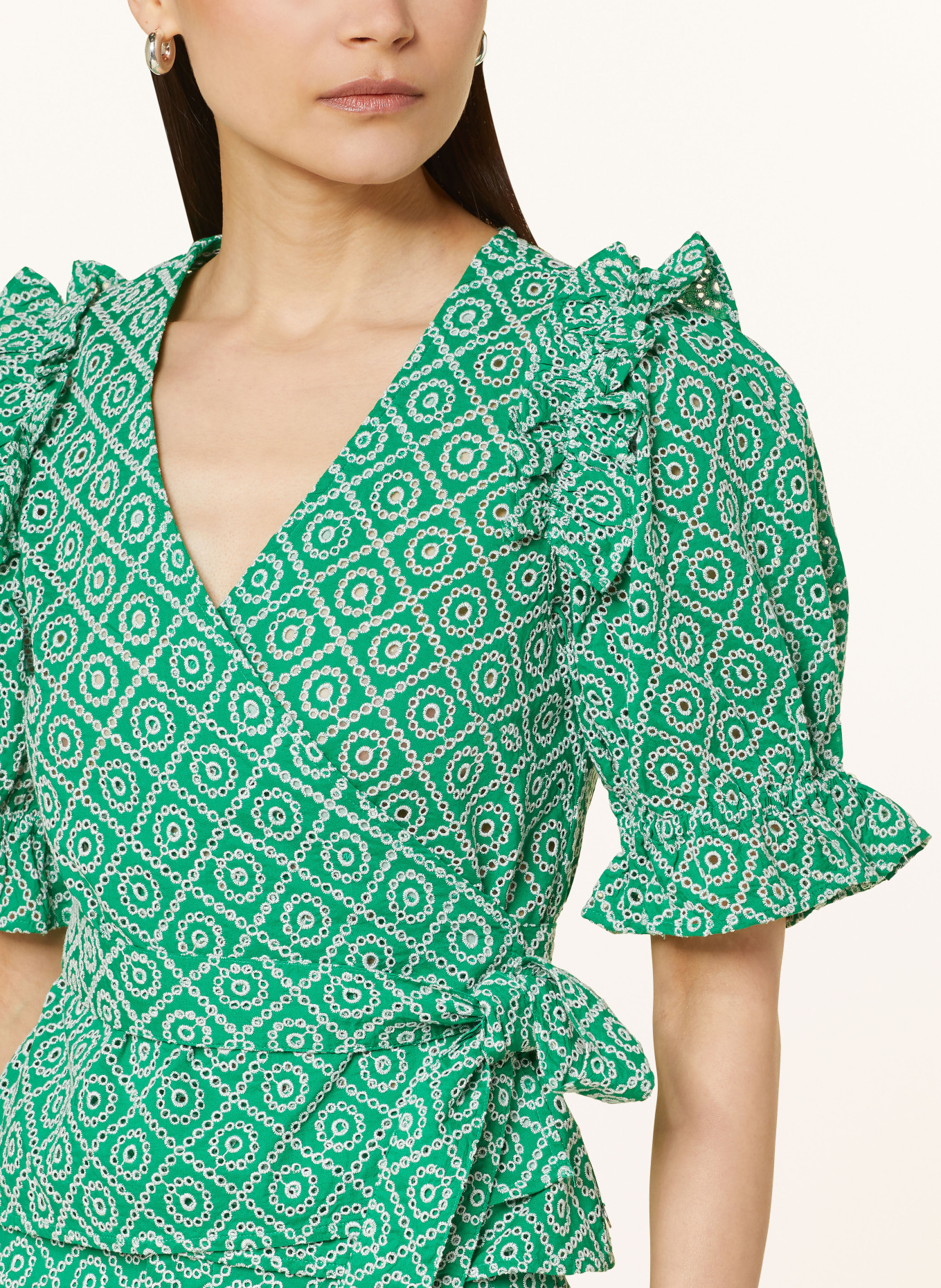 SCOTCH & SODA Wrap blouse in broderie anglaise, Color: GREEN/ WHITE (Image 4)