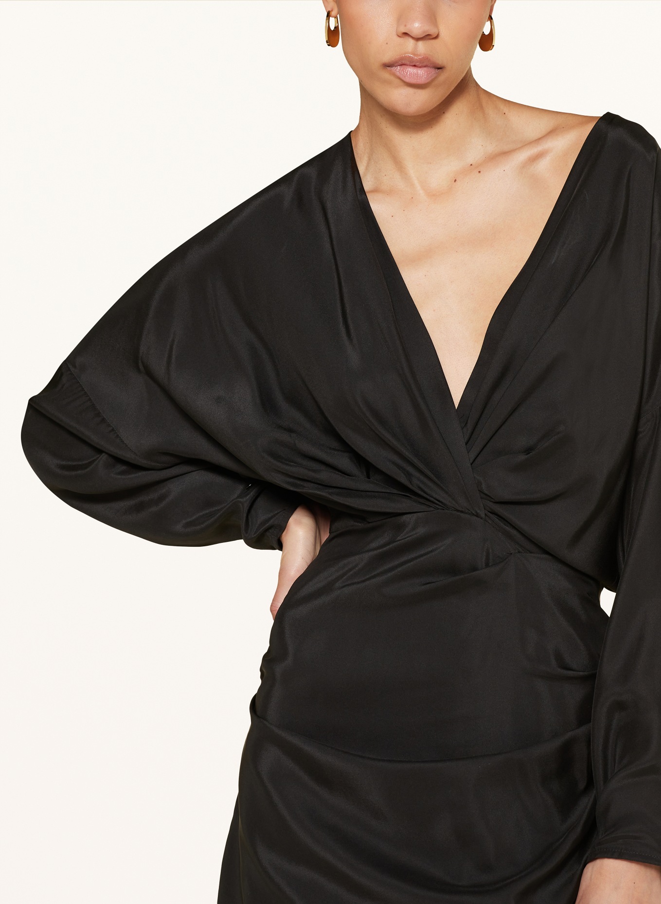 GAUGE81 Silk dress ASUKA, Color: BLACK (Image 4)