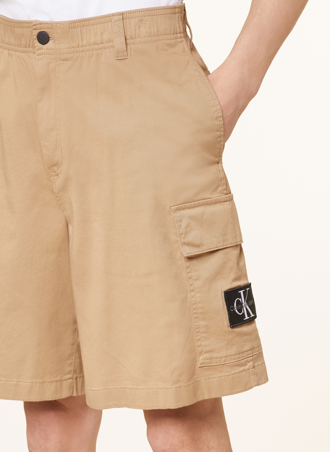 Calvin Klein Jeans Cargoshorts, Farbe: BEIGE (Bild 5)