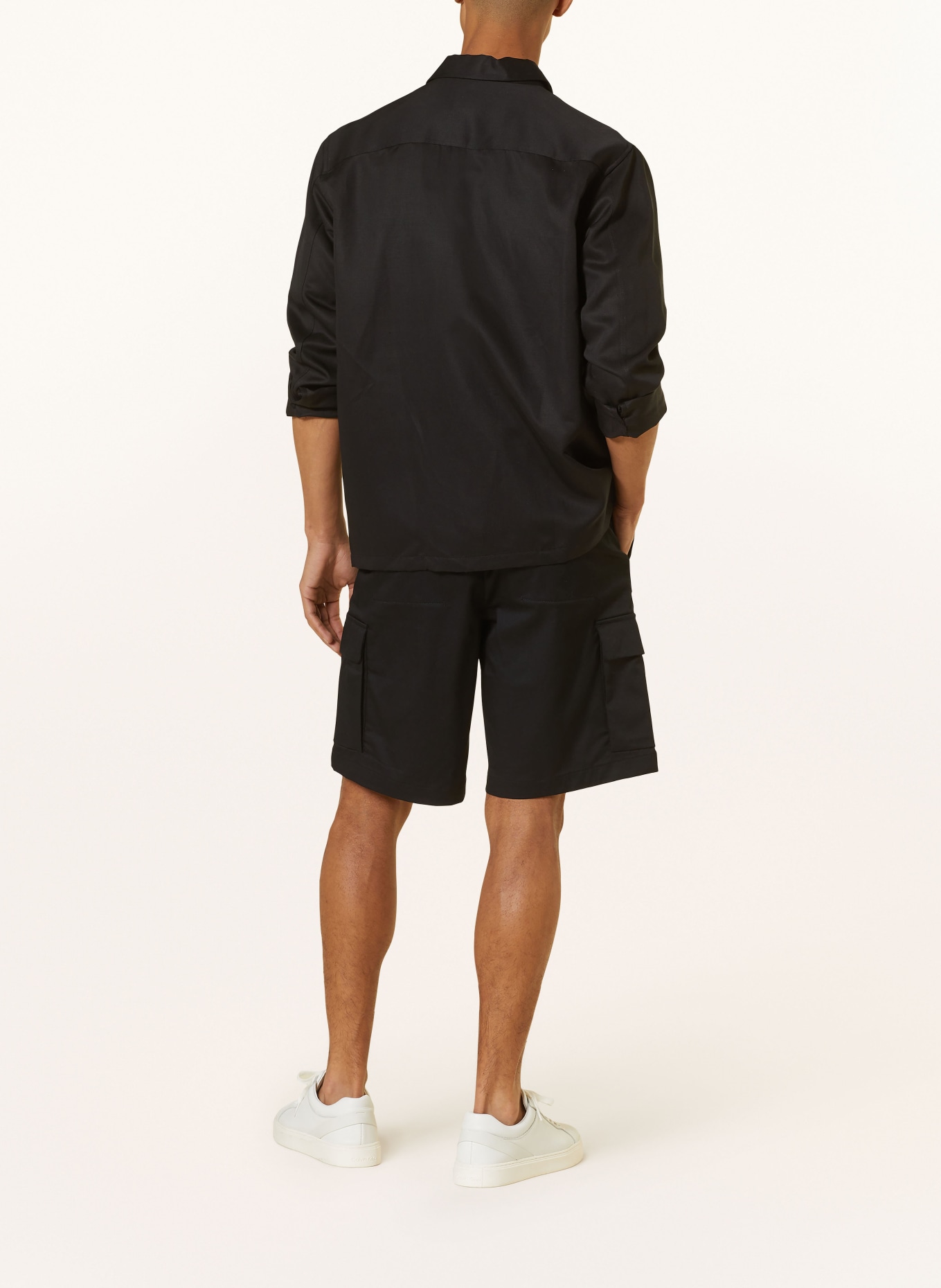 Calvin Klein Cargo šortky COOLMAX Regular Straight Fit, Barva: ČERNÁ (Obrázek 3)